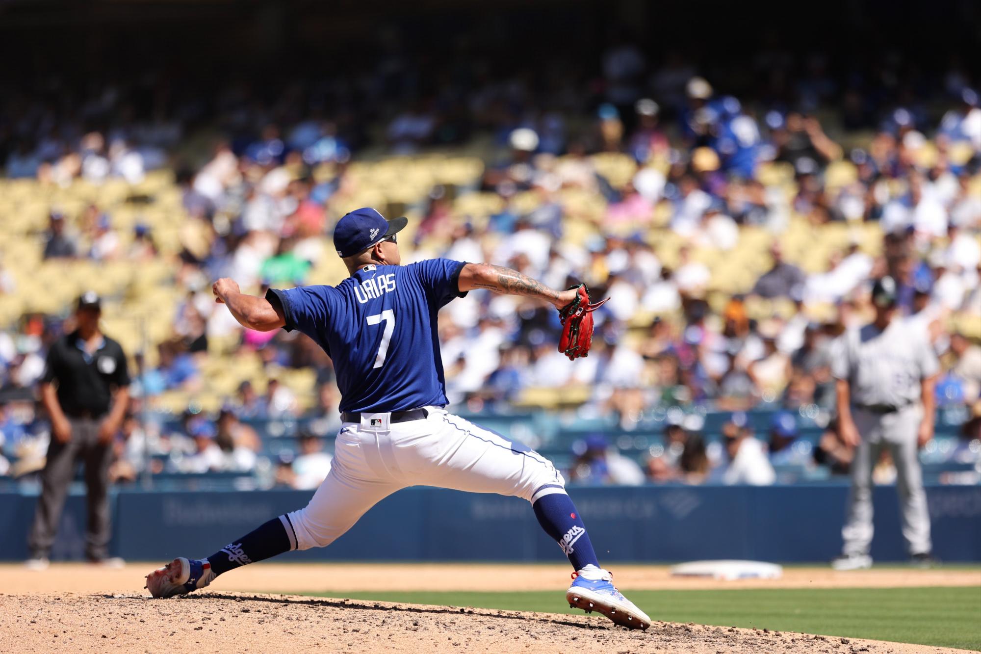 $!Julio Urías poncha a 12 y se lleva su décimo triunfo