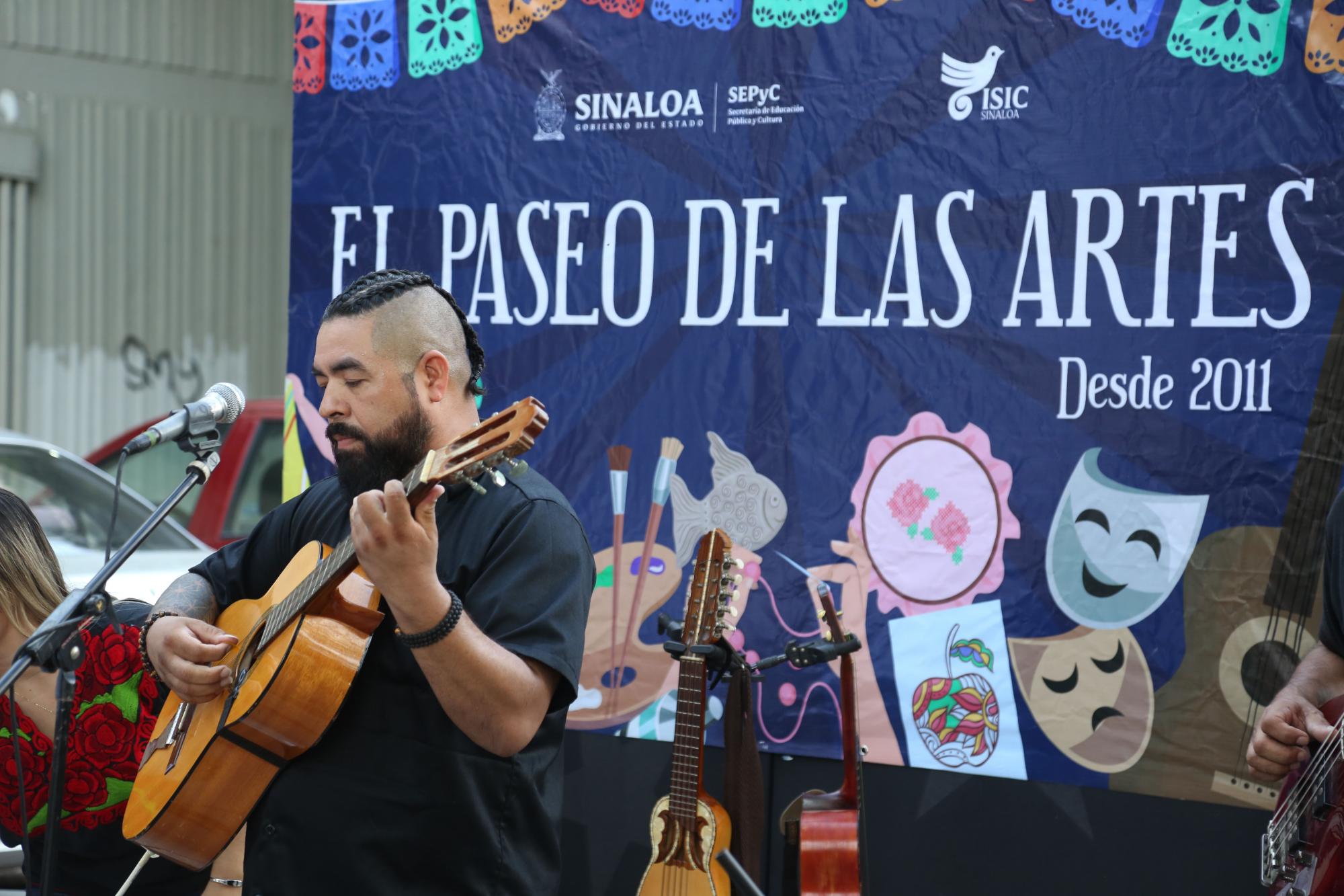 $!Se reanuda el Paseo de las Artes en el Callejón Andrade en Culiacán