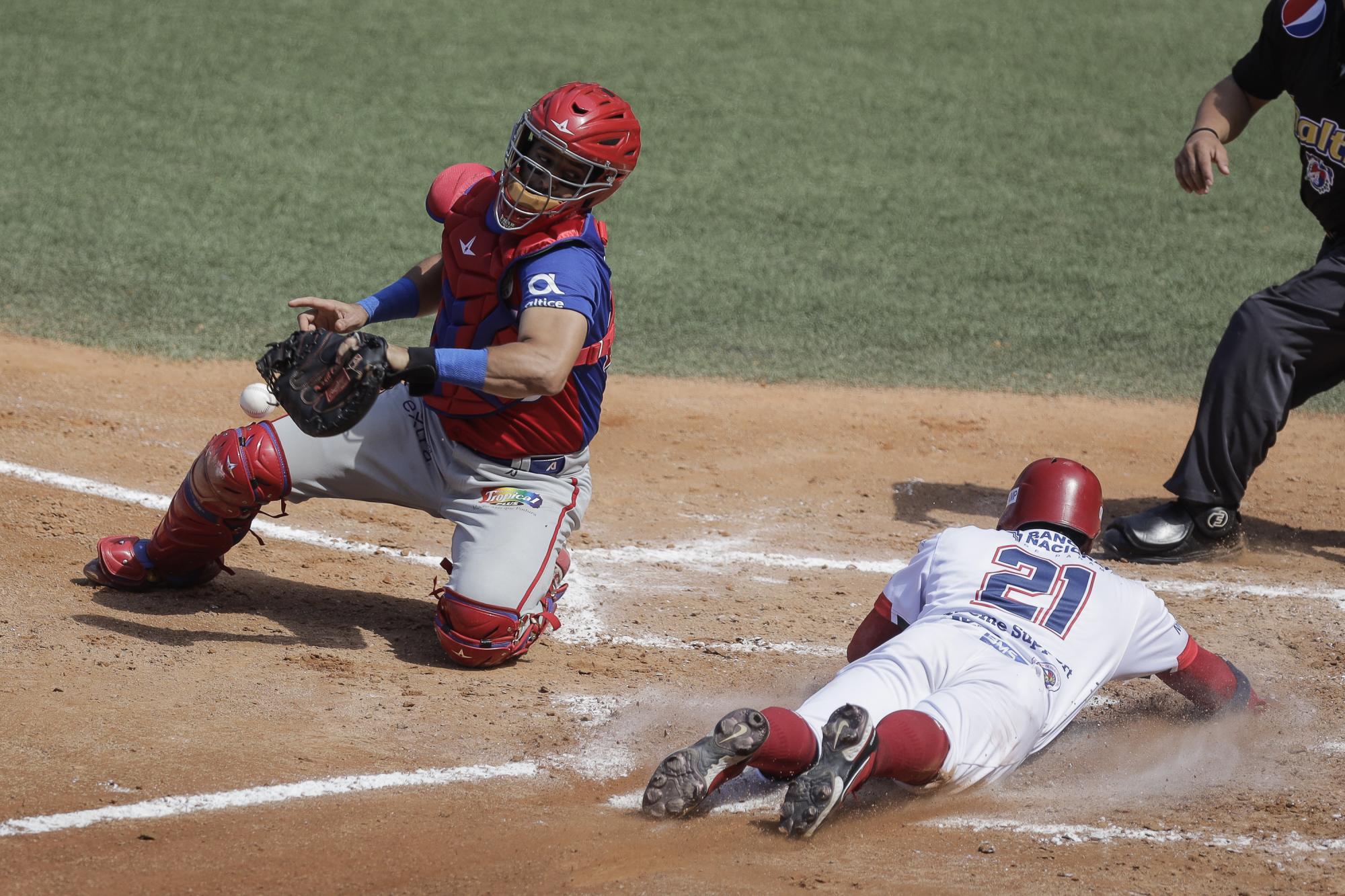 $!Dominicana apabulló a Panamá, en la Serie del Caribe, para dar otro paso hacia las semifinales
