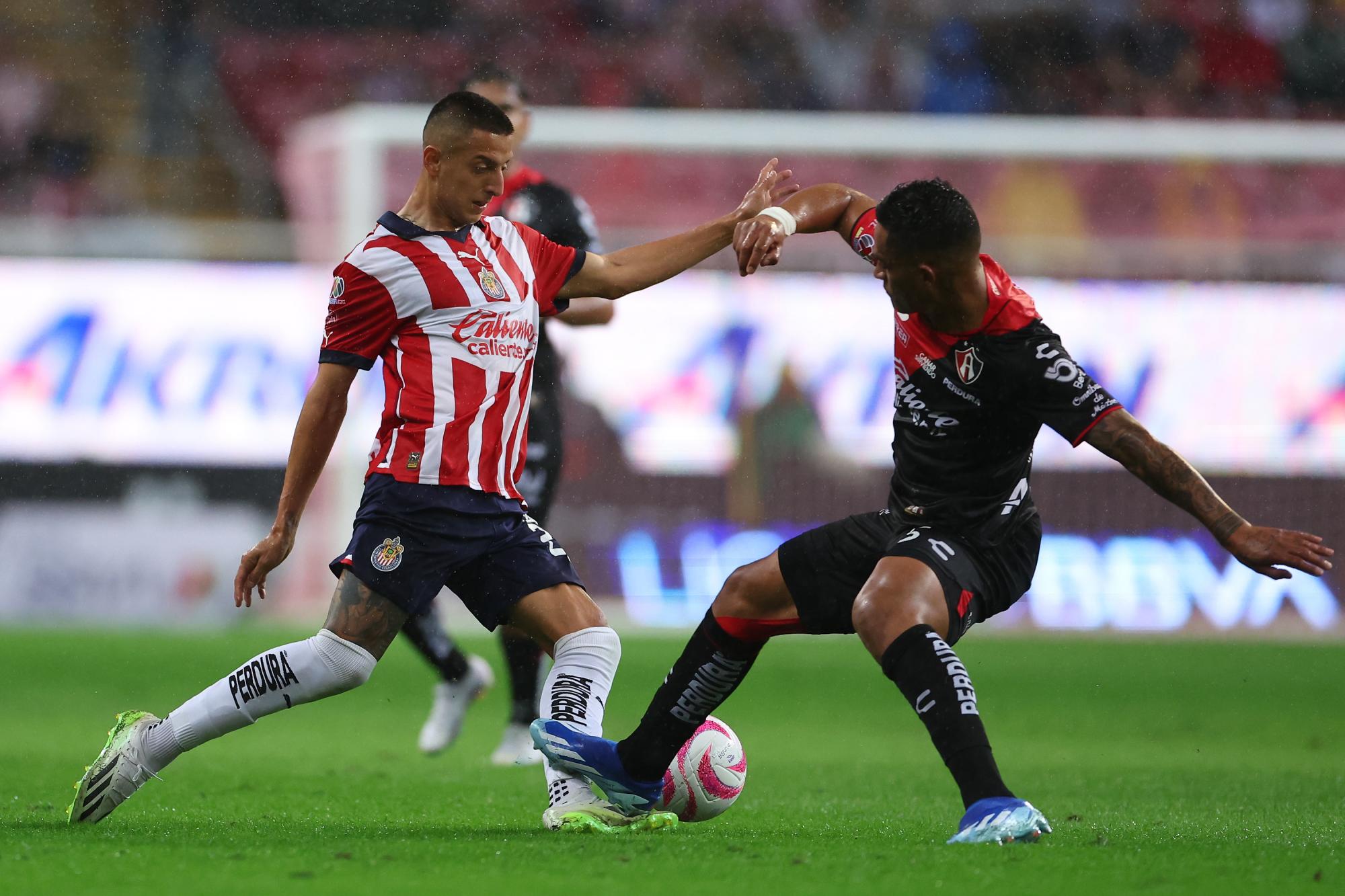 $!Chivas resurge de sus cenizas para golear al Atlas en el Clásico Tapatío