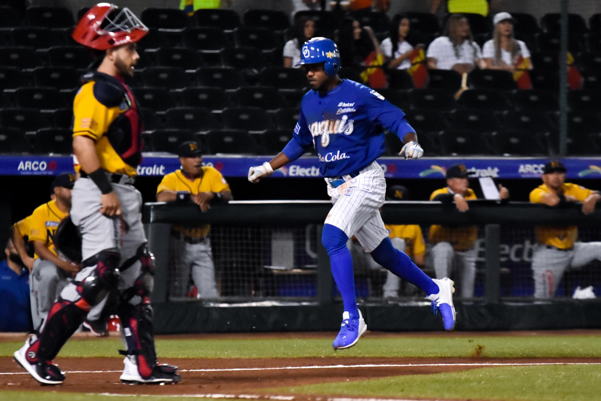 $!Yaquis le pega a Mayos en el cierre de la primera vuelta