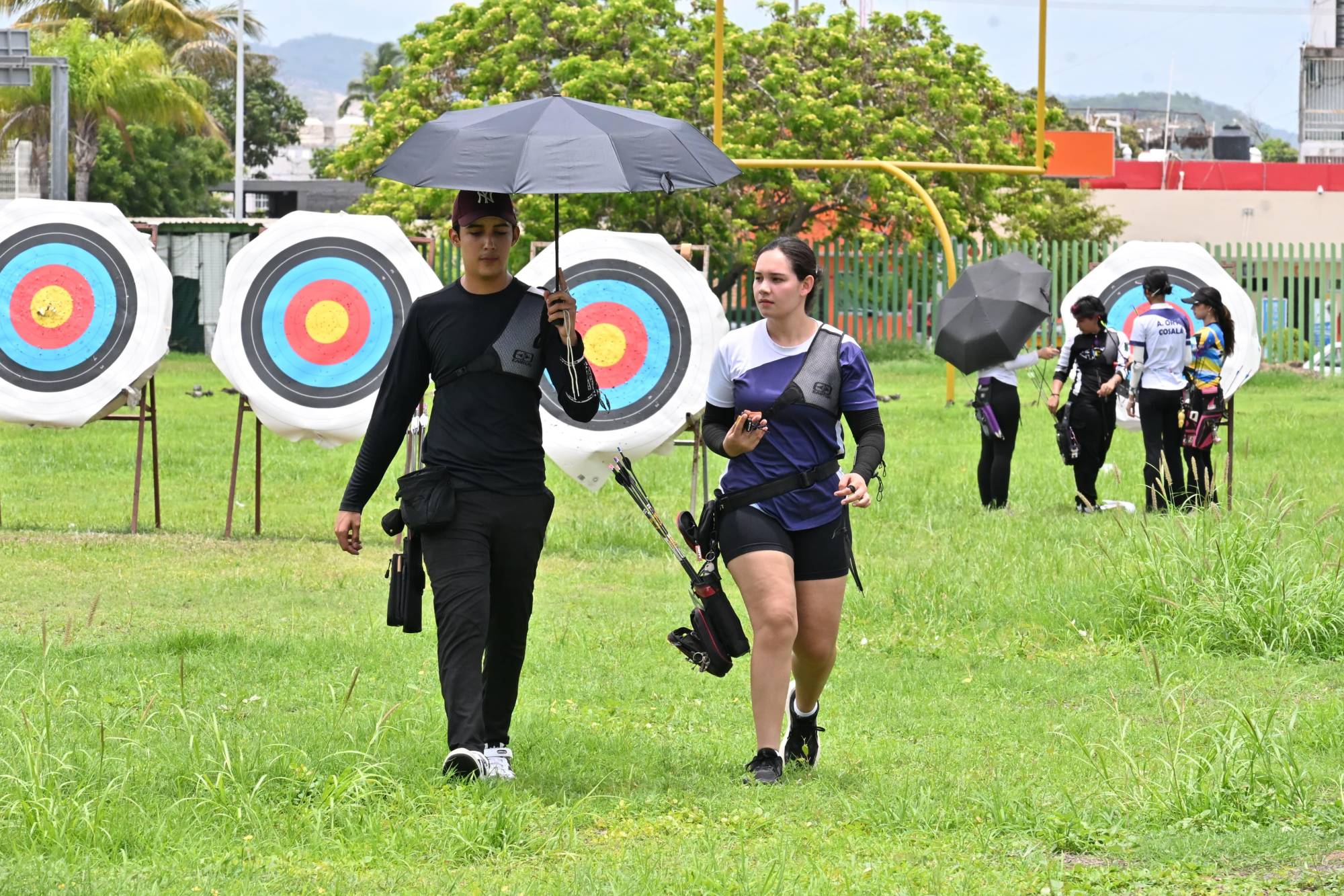 $!Arqueros de todo Sinaloa celebran el segundo aniversario de ‘La Piñata’ en Mazatlán con flechas doradas y unidad estatal