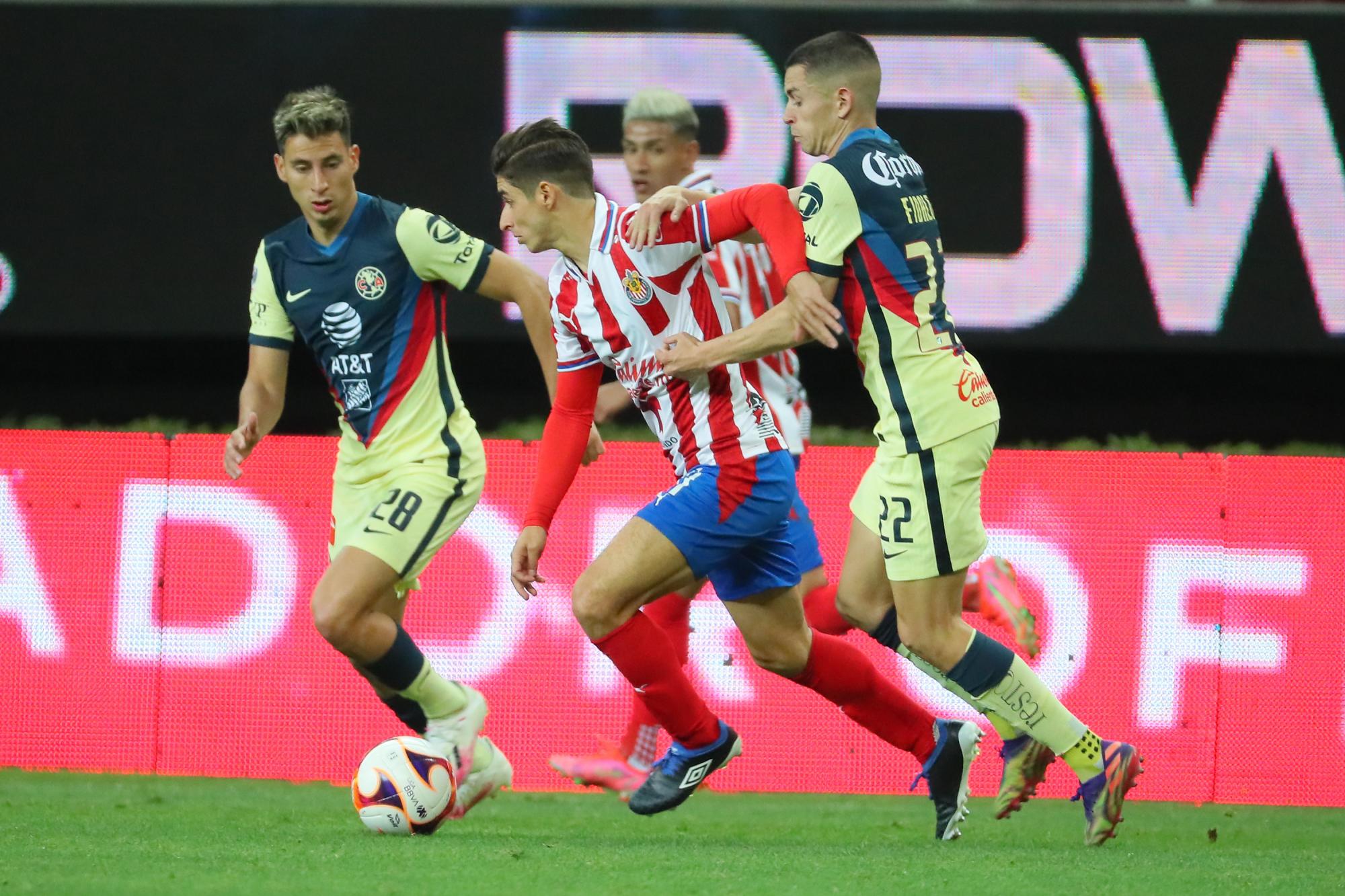 $!América golea a Chivas en el Akron y llegará encendido ante el Mazatlán FC