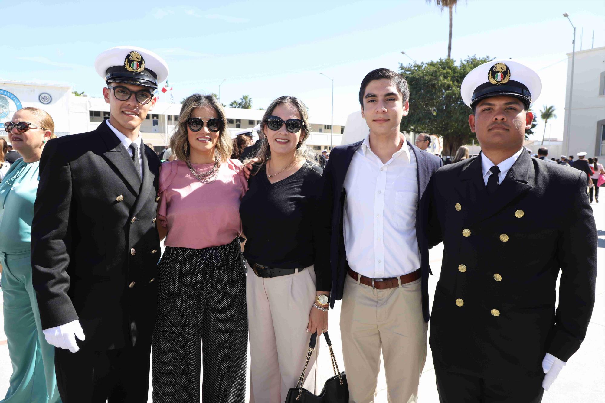 $!Roberto Barbosa, Karol y Marcela Zamora, Emilio y Tomás Barbosa.