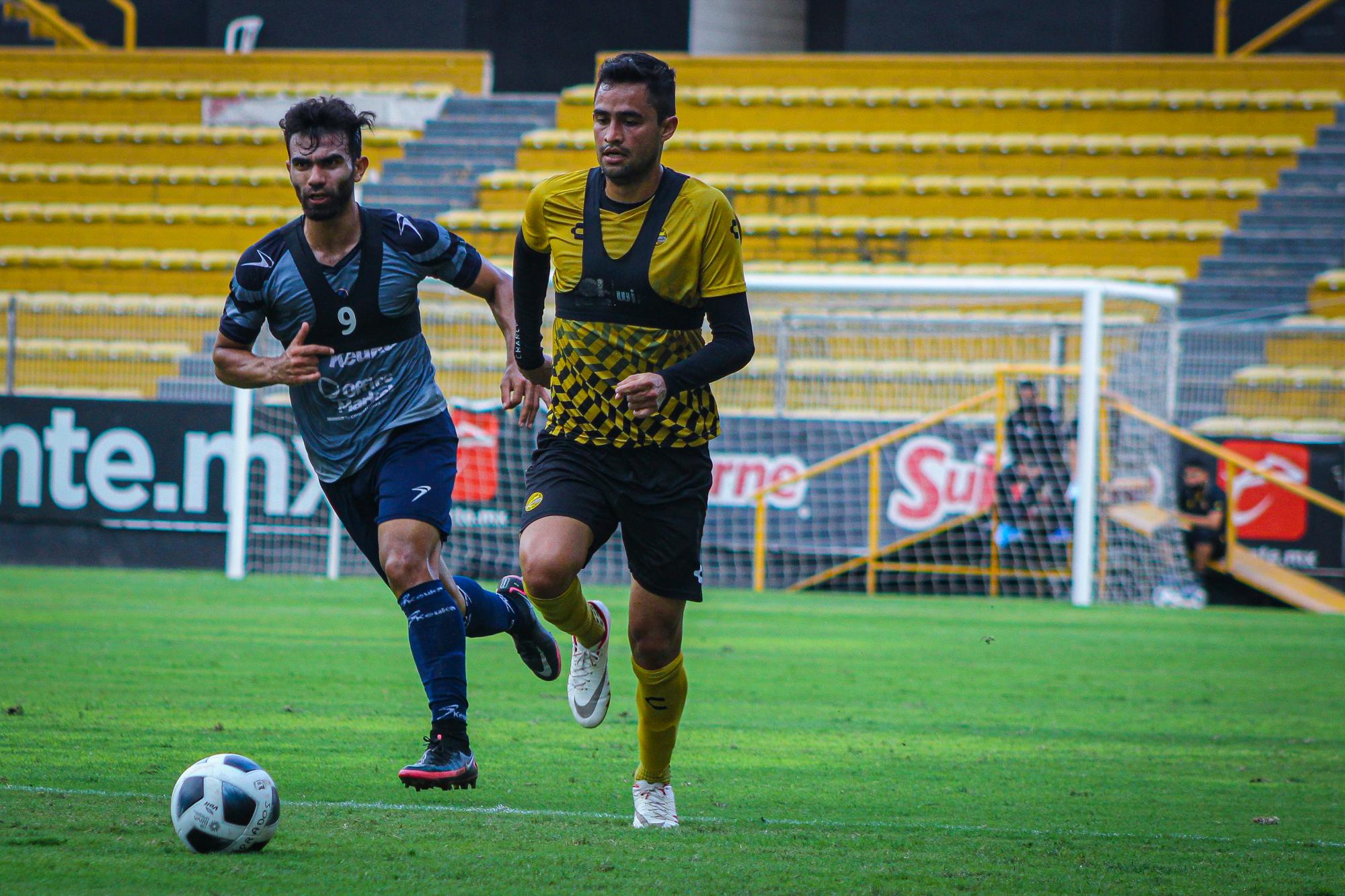 $!Dorados se impuso a Cimarrones en encuentro amistoso, en Culiacán