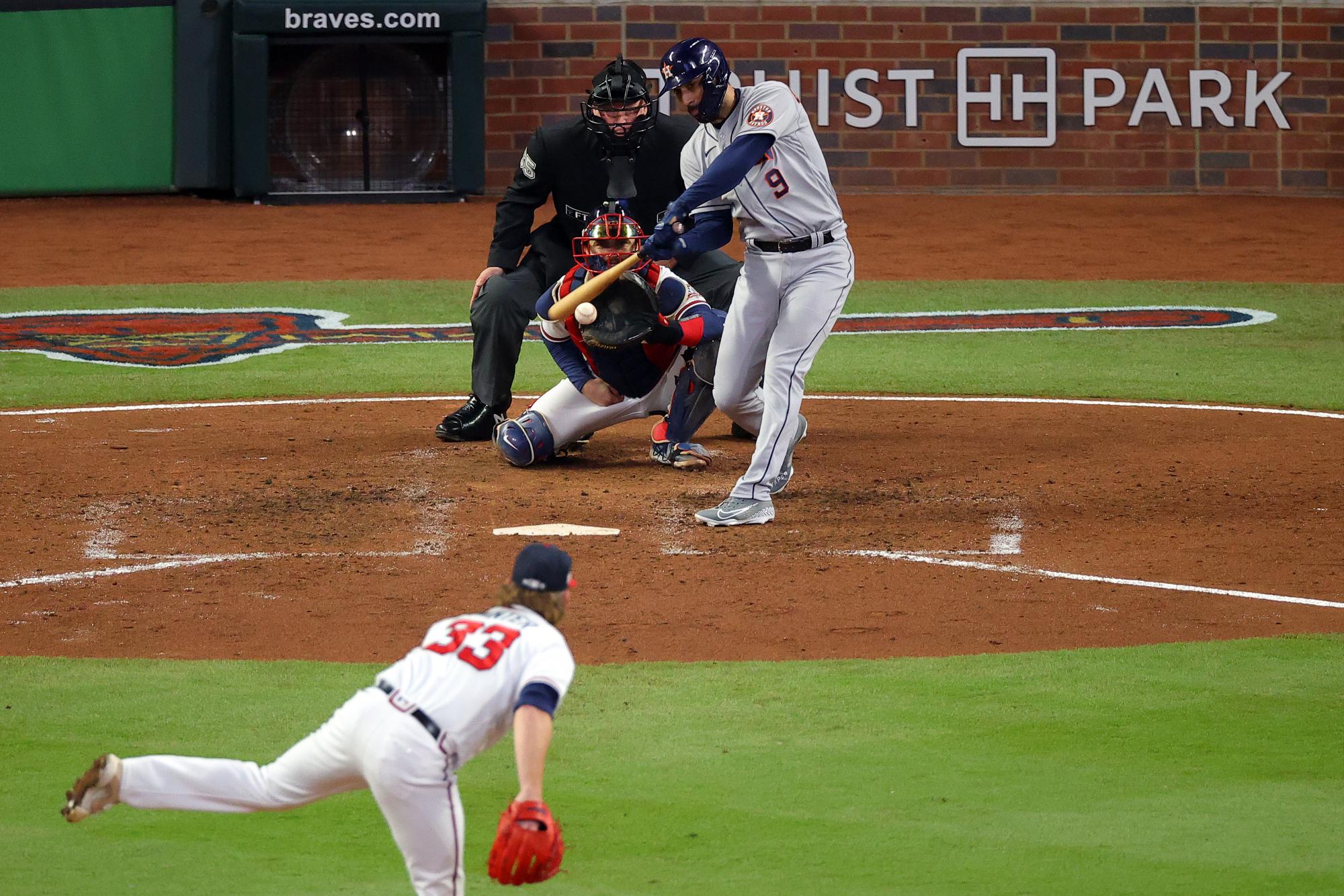 $!¡José Urquidy gana su tercer juego en Serie Mundial! Astros y Bravos se van al J6