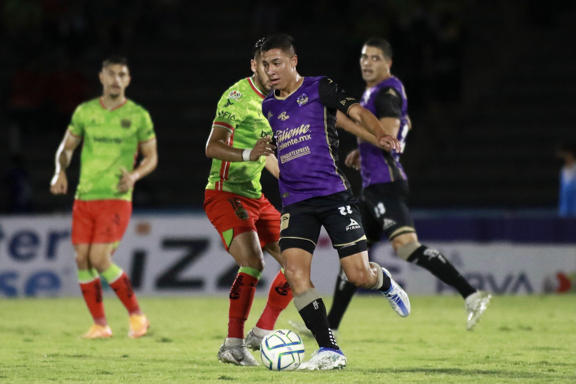 $!Mazatlán no aprovecha superioridad numérica y empata a un gol en Juárez