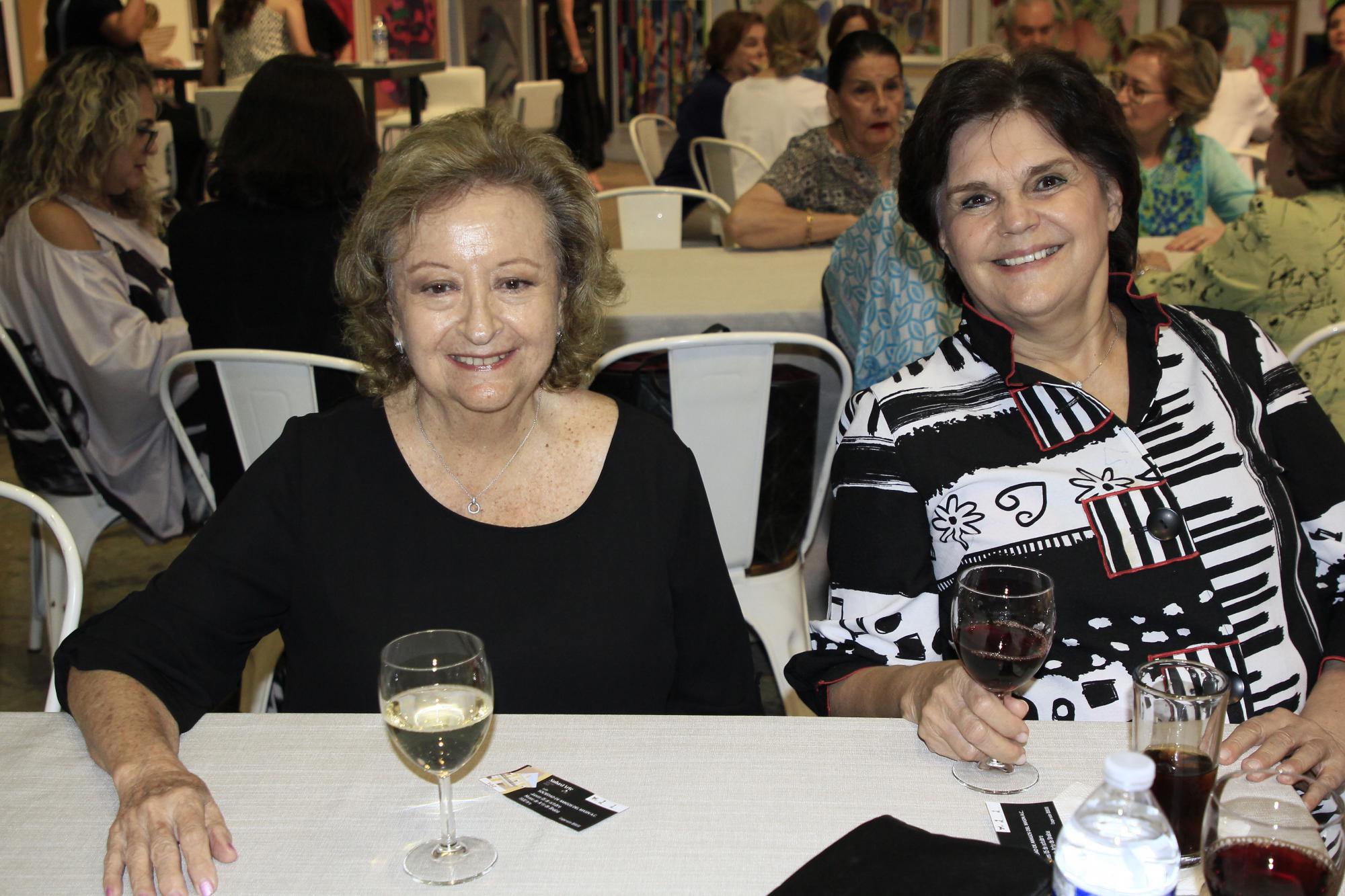 $!Laura Bremer y Susana Echavarría.