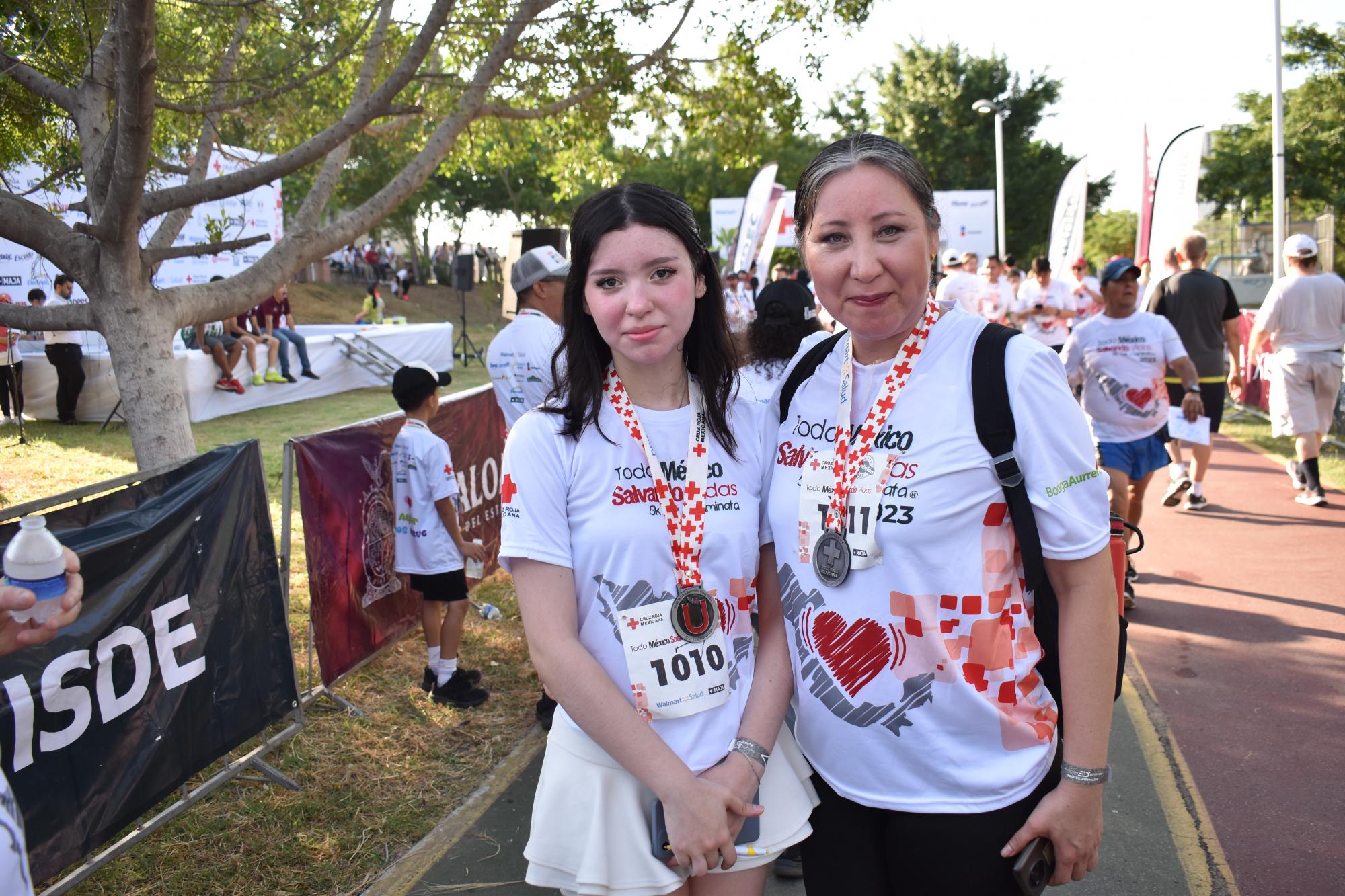 $!Itzel Ibarra y Carmen Alicia Valenzuela.