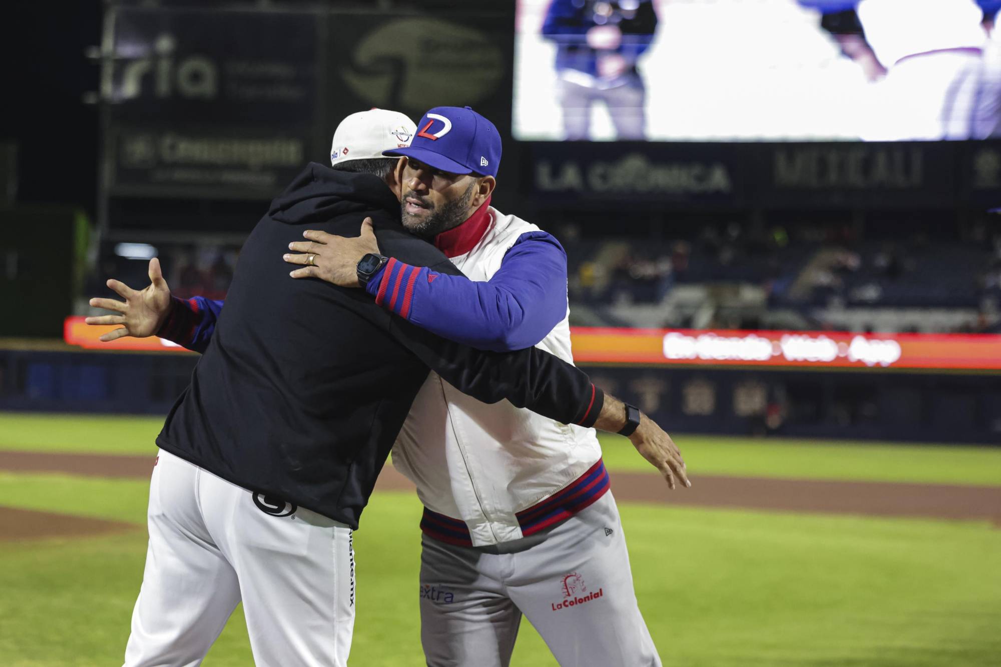 $!Benjamín Gil busca cerrar el malentendido con Albert Pujols: ‘Espero darle un abrazo’