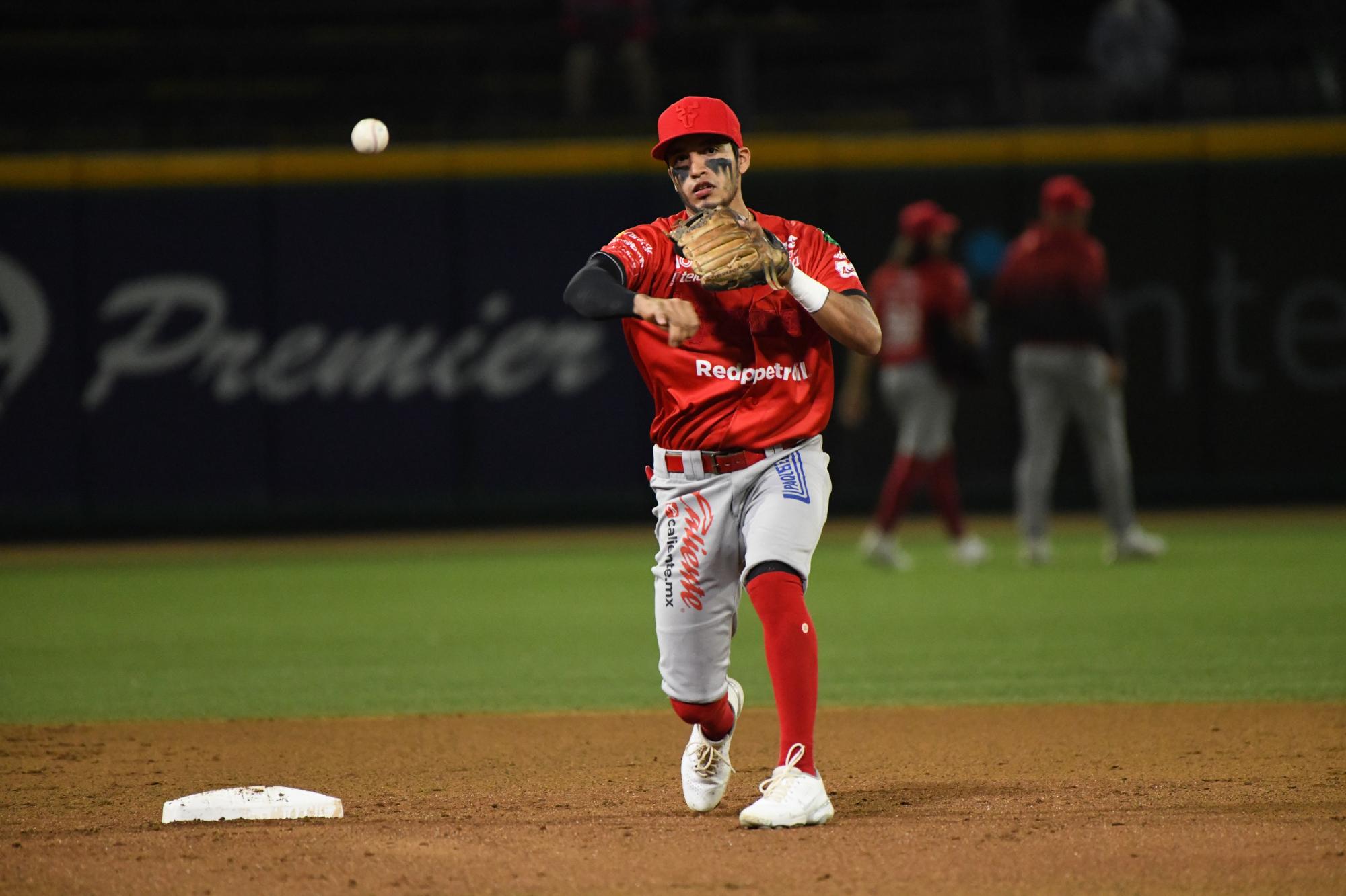 $!Venados arranca su doble gira con derrota en Guasave