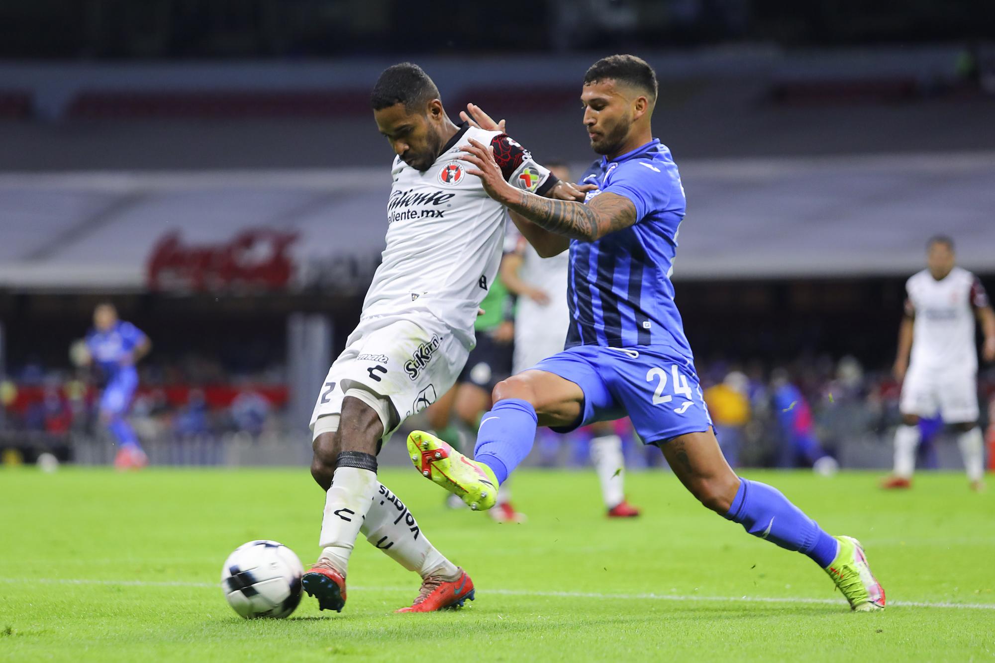 $!Cruz Azul amansa a Xolos en su debut en el Clausura 2022