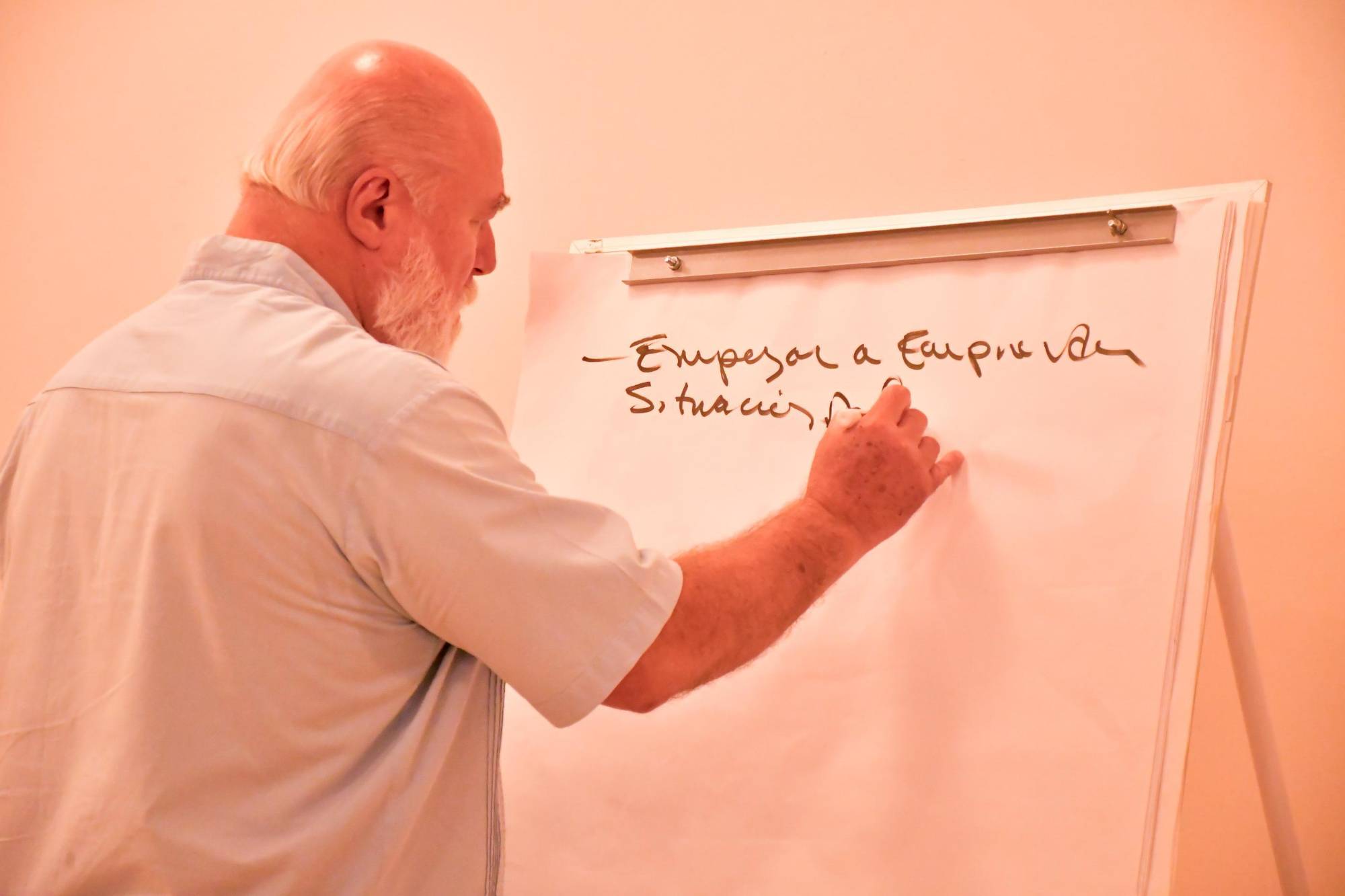 $!Lo que vale la pena siempre costará trabajo y tiempo, dice Manuel Clouthier a jóvenes emprendedores