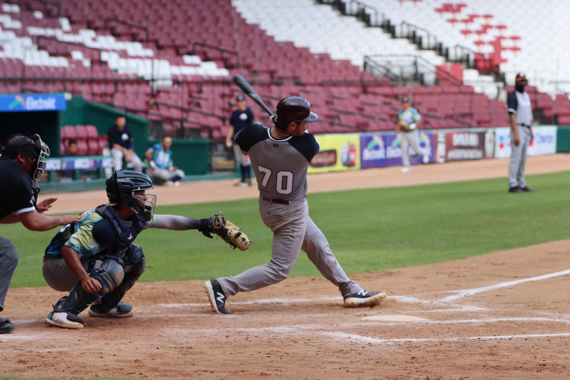 $!Tomateros de Culiacán cae en su primer juego de pretemporada ante Algodoneros de Guasave