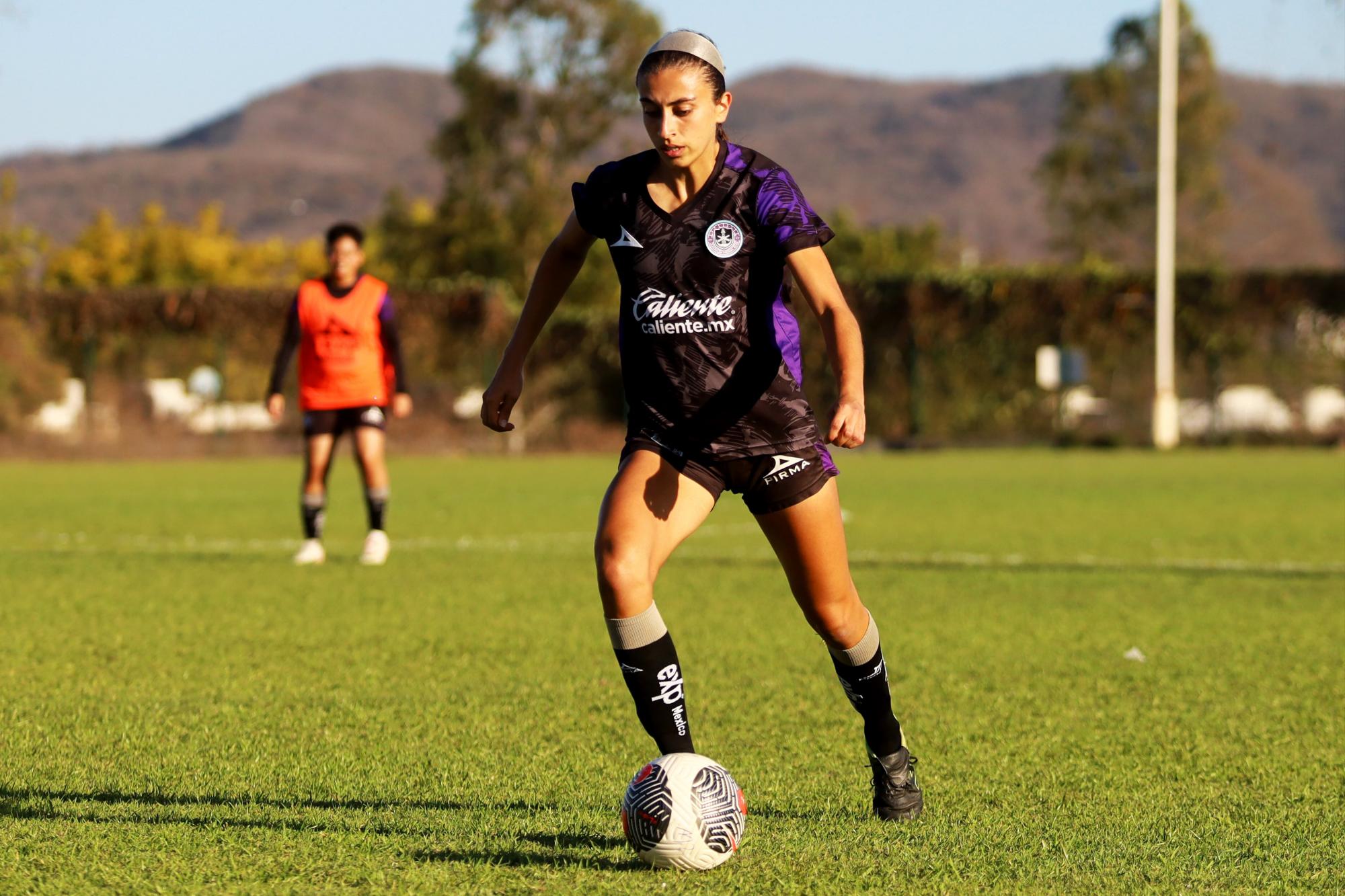 $!Mazatlán FC Femenil visita a León en el Nou Camp