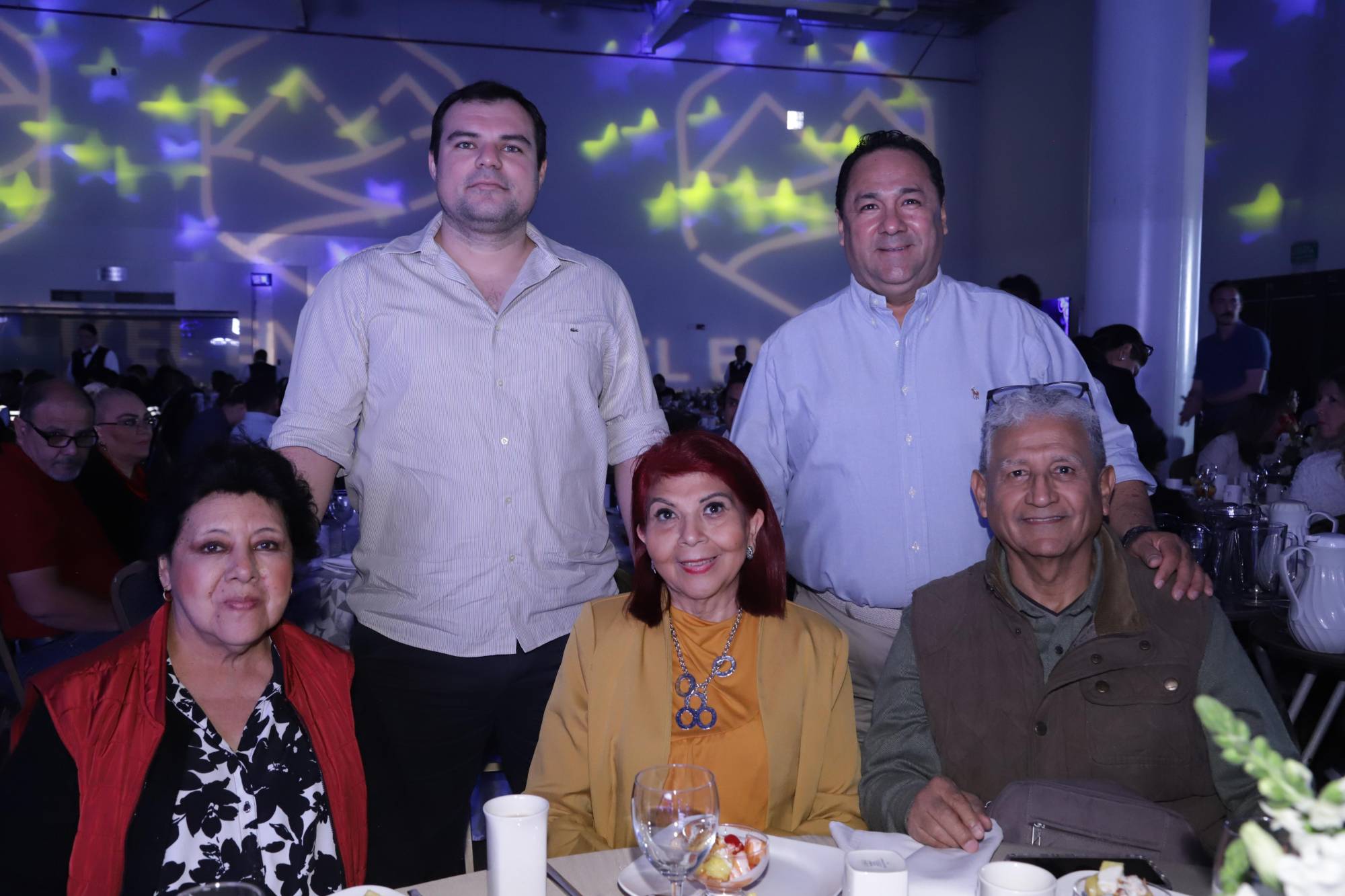 $!Jesús Osuna, Fernando Pucheta, Elsa Ordaz, Carmelita Salazar y Miguel Ángel Ordaz.
