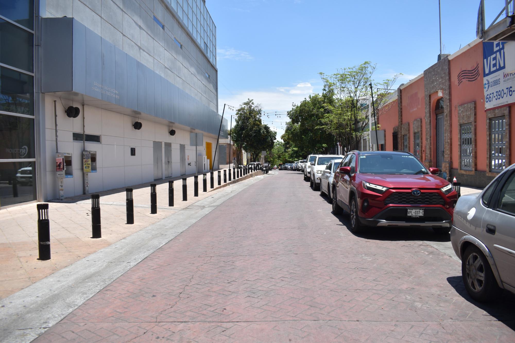$!Calle Ángel Flores podría ser un corredor turístico que conecte el Barrio Mágico con Plazuela Rosales: comerciantes