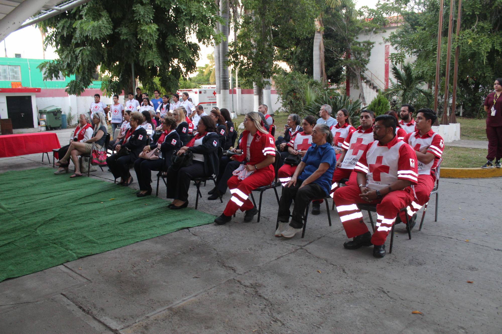 $!Cruz Roja Mazatlán entrega reconocimientos a voluntarios