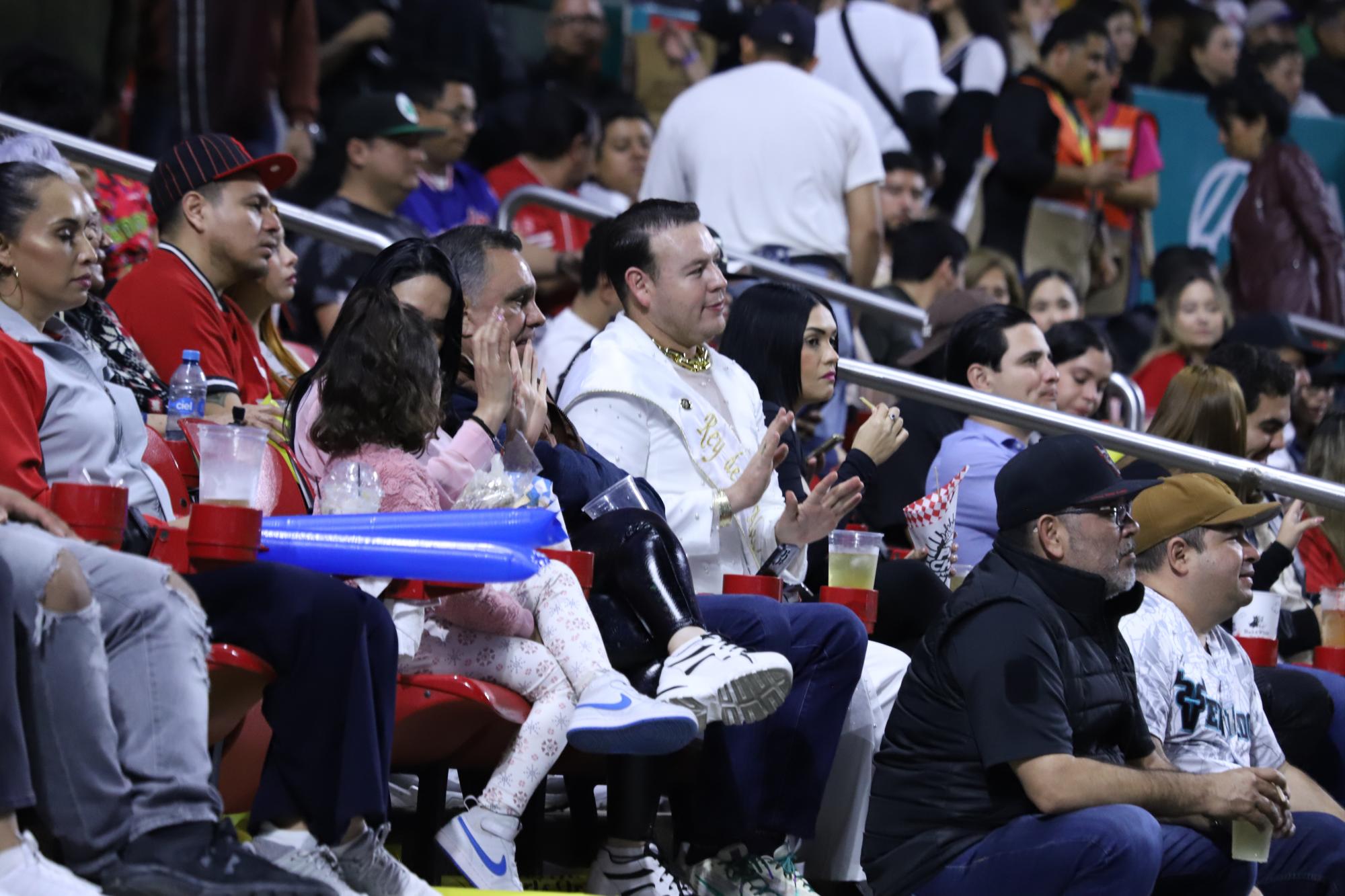$!Héctor Limón, Rey de la Alegría del Carnaval de Mazatlán 2024, estuvo presente en el encuentro.