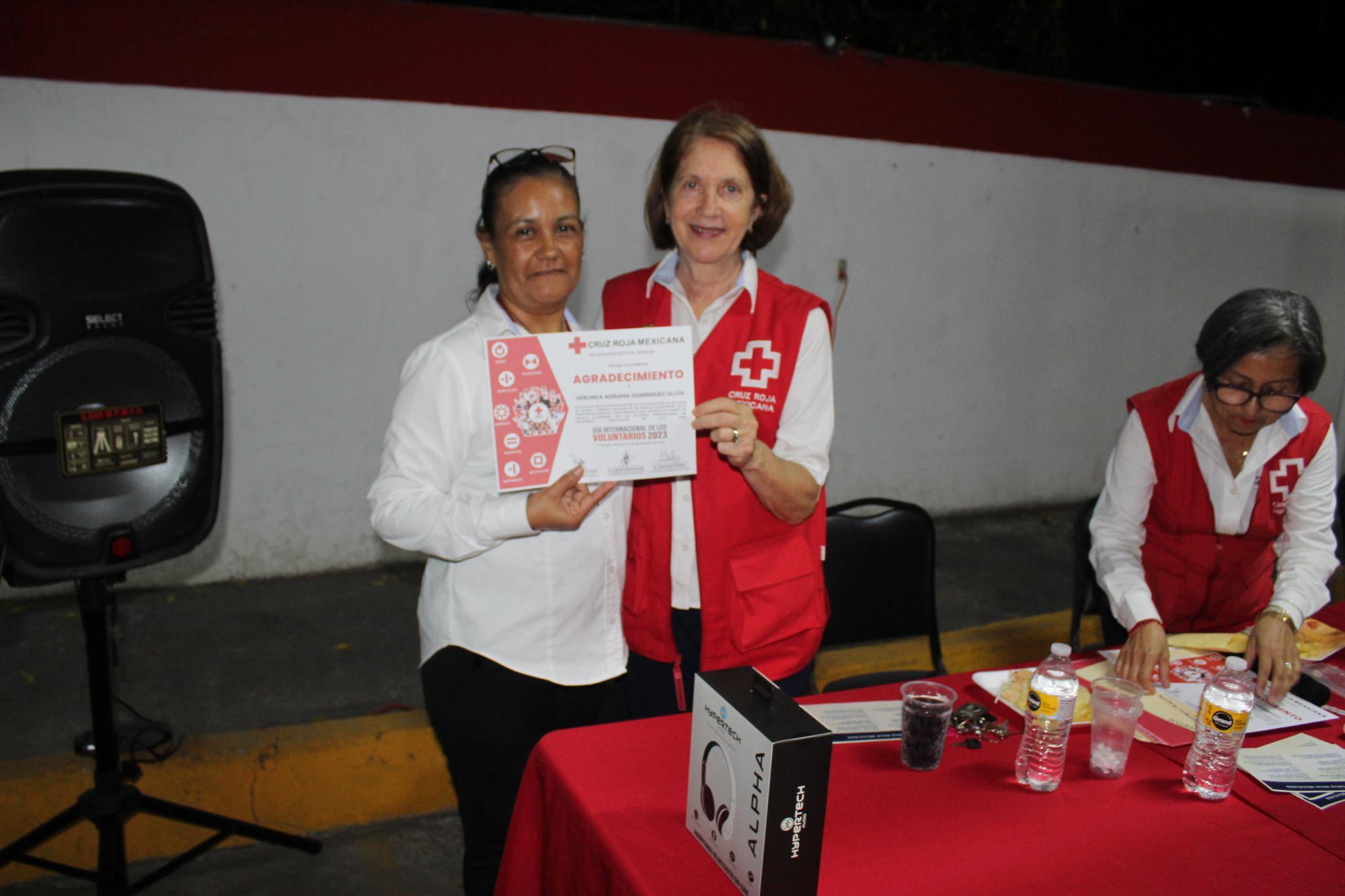 $!Cruz Roja Mazatlán entrega reconocimientos a voluntarios