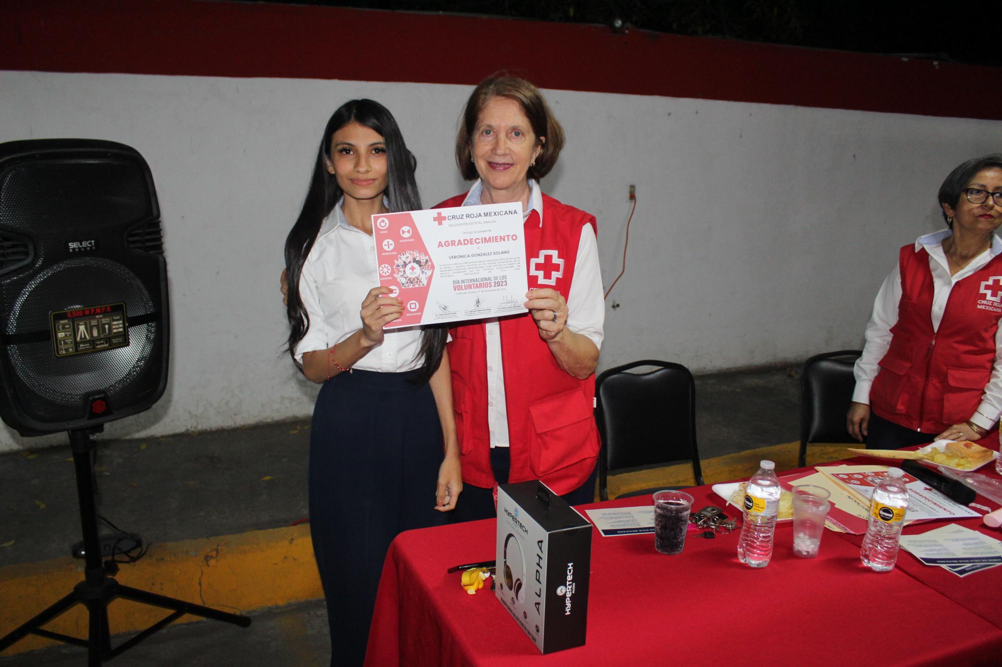 $!Cruz Roja Mazatlán entrega reconocimientos a voluntarios