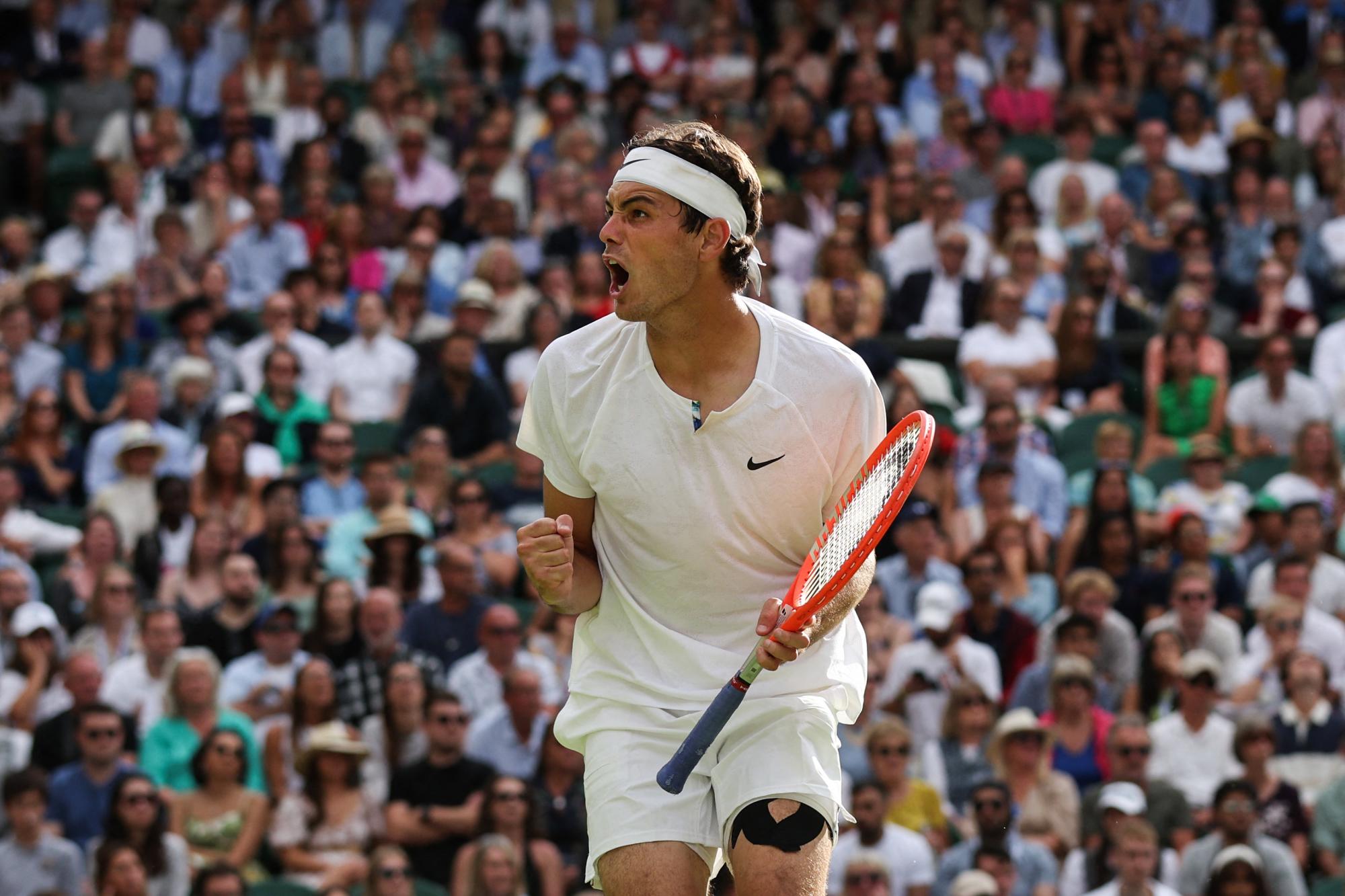 $!Rafael Nadal resiste estoicamente a Taylor Fritz para avanzar a semifinales en Wimbledon