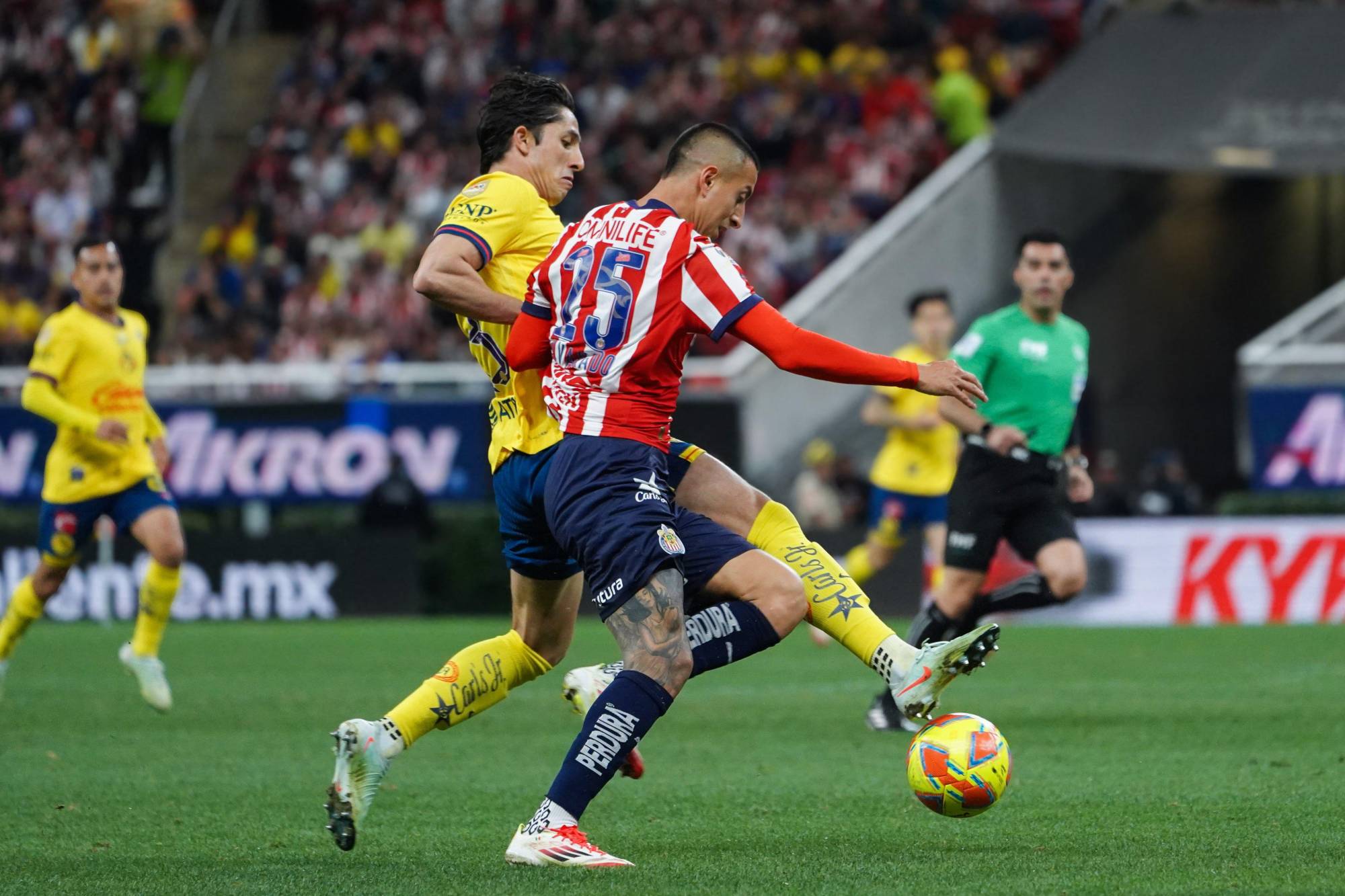 $!Chivas y América se olvidan de los goles