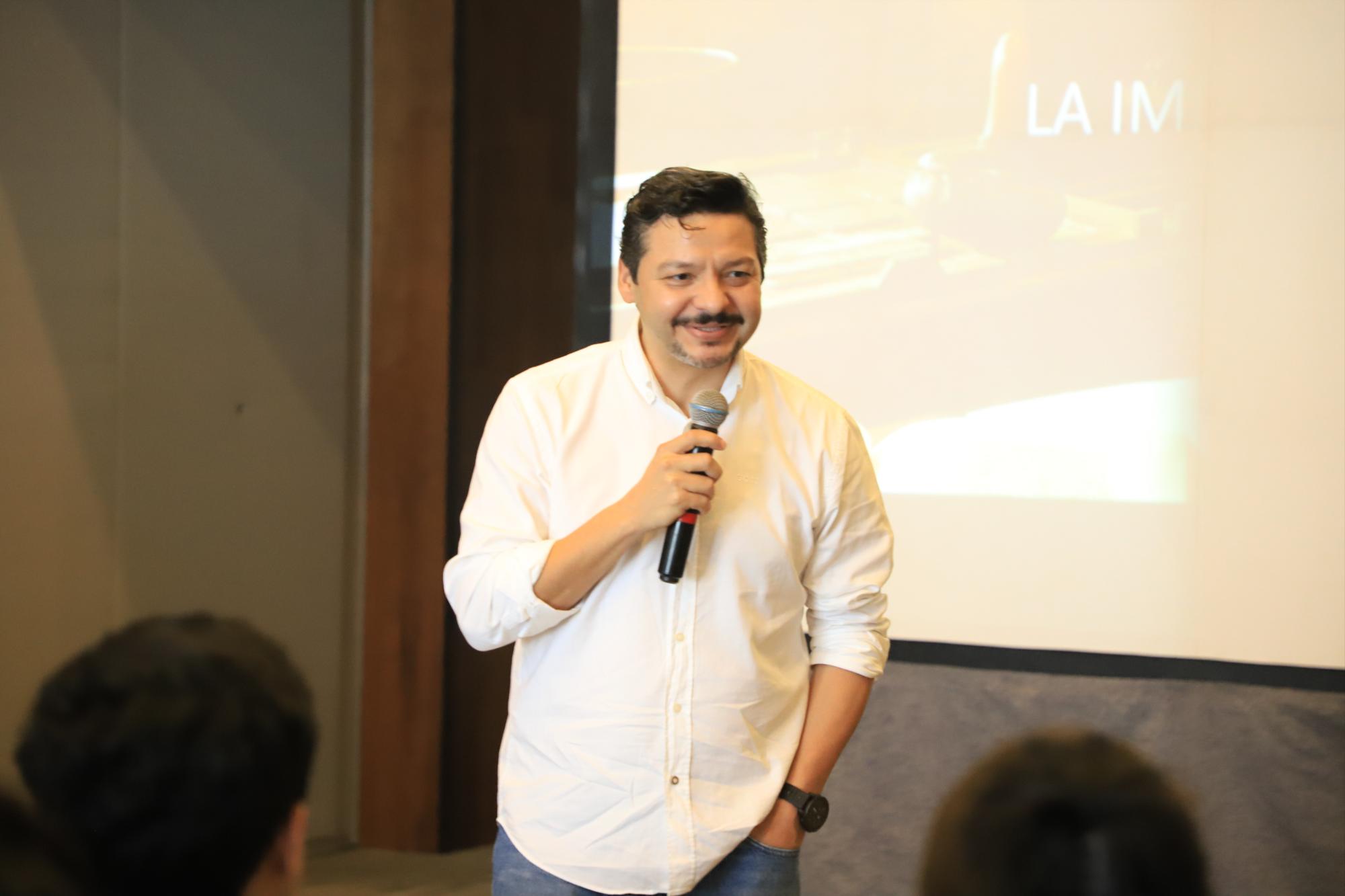 $!Adrián López Ortiz charló sobre el proceso de transición que realizó Grupo Editorial Datemex en los últimos años a la era digital.