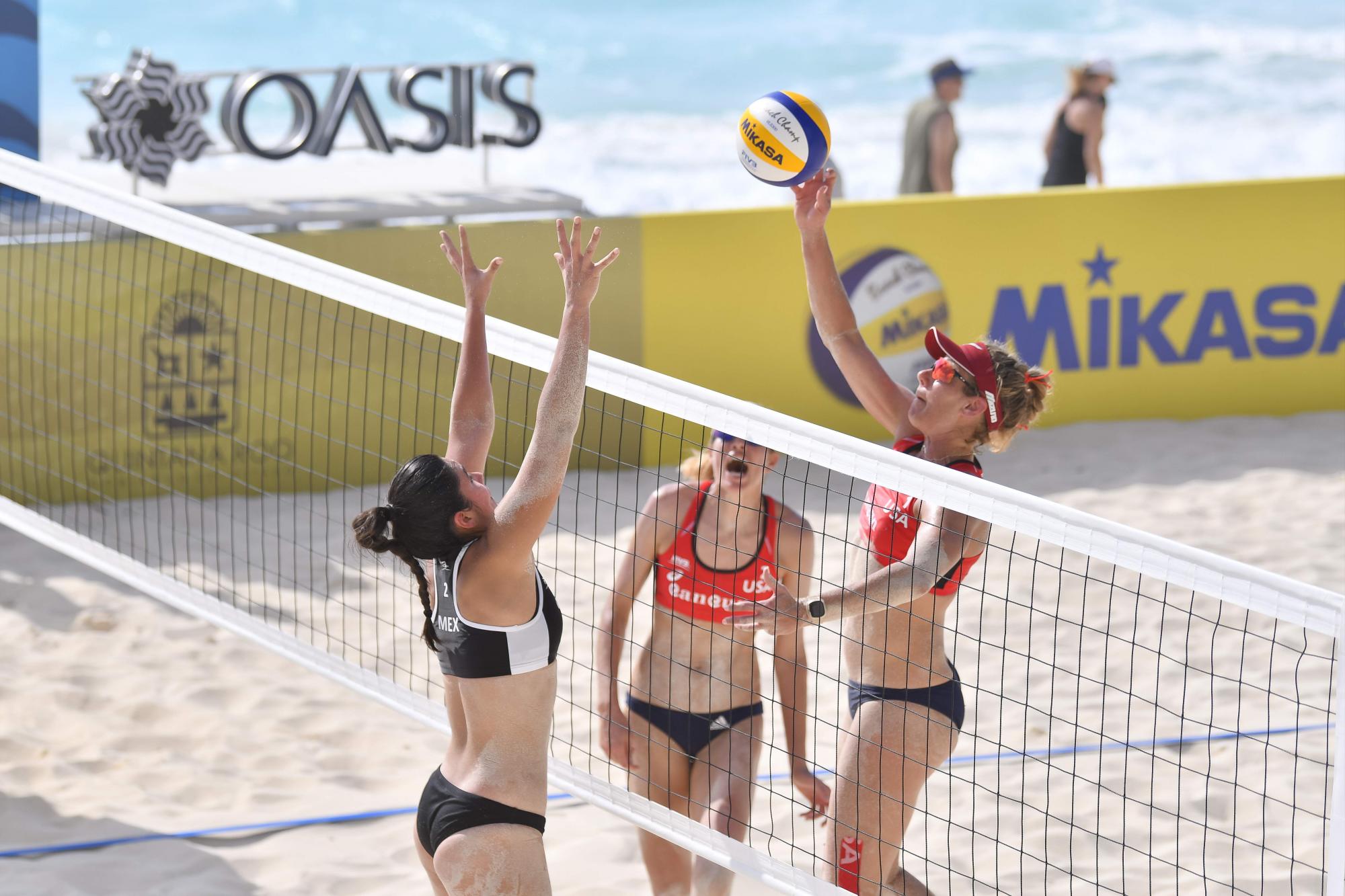 $!Mexicanos arrancan con derrotas el Tour Mundial de Voleibol de Playa en Cancún