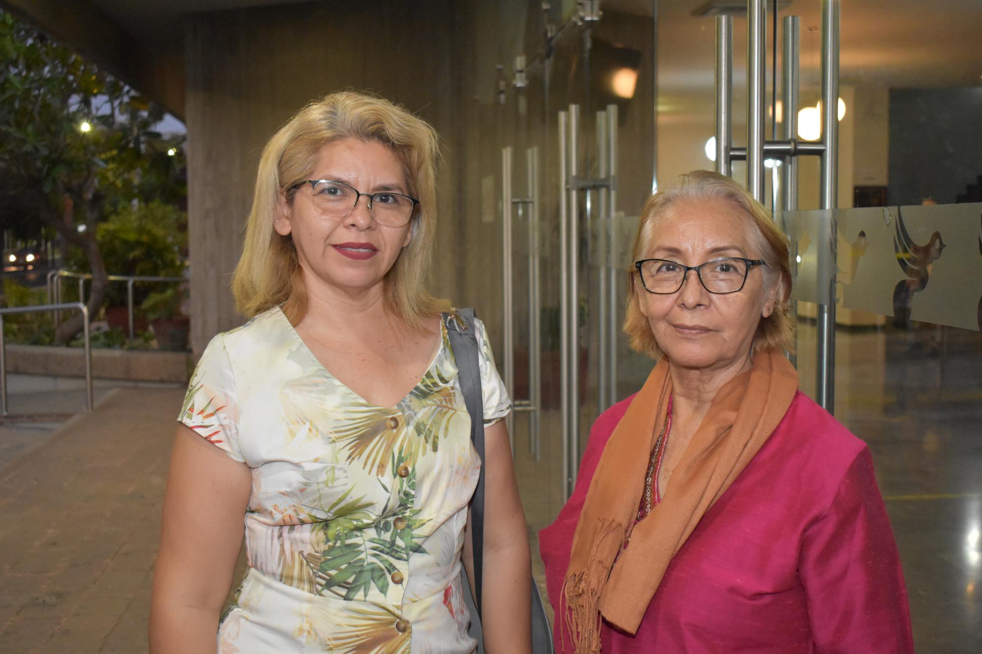 $!Norma Colín e Hilda Colín.