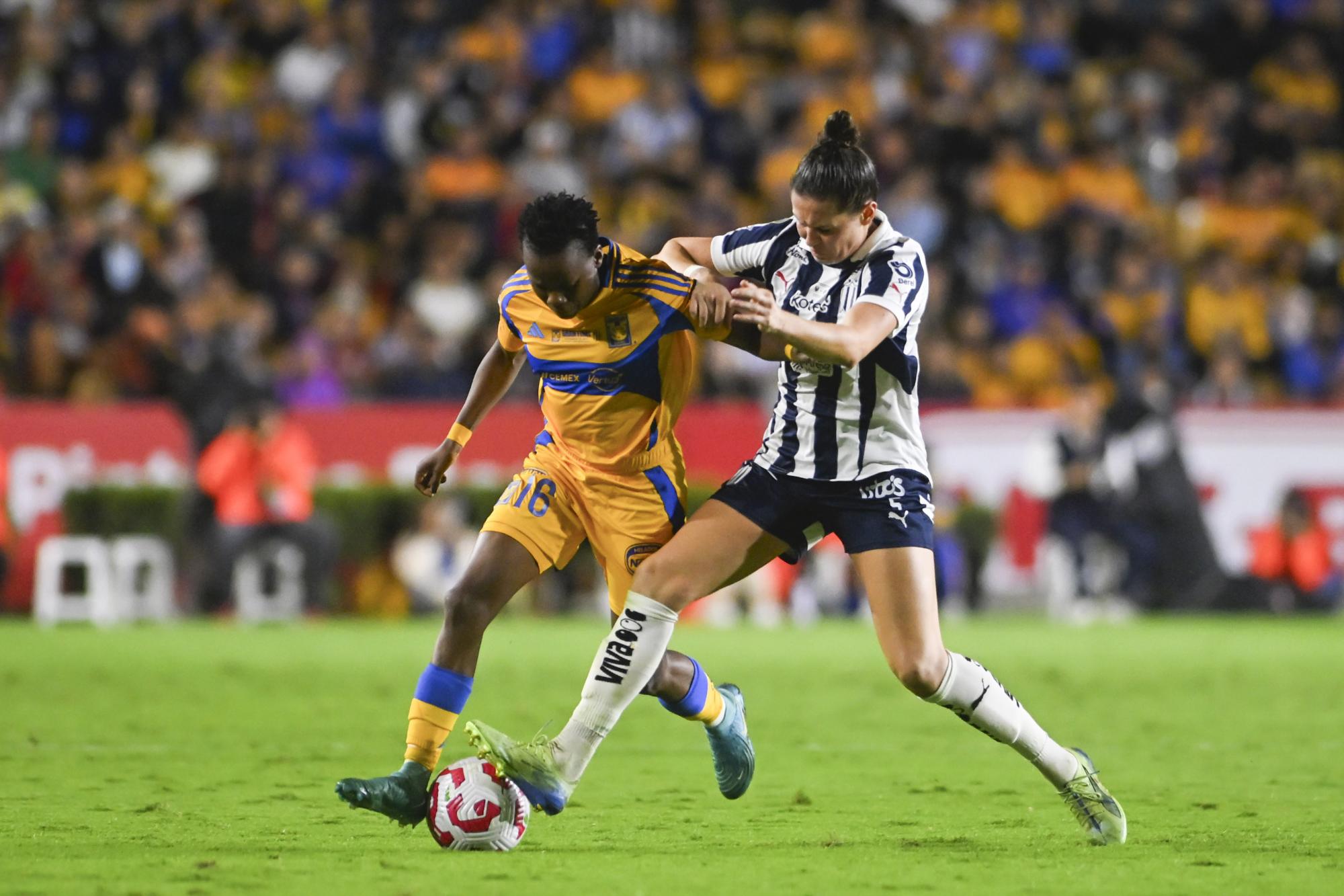 $!¡Primer zarpazo! Tigres Femenil toma ventaja en la final del Apertura 2024