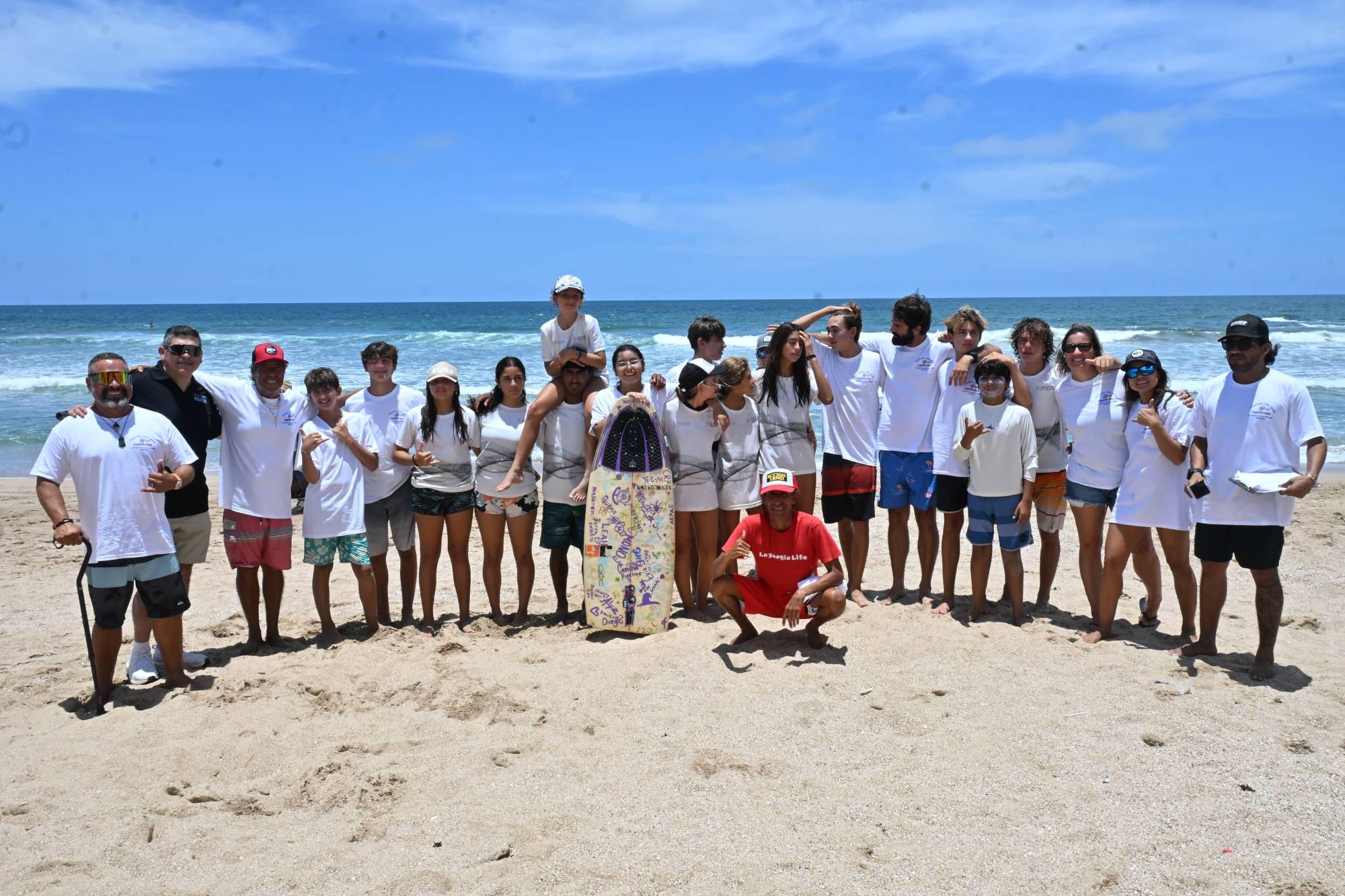 $!Mazatlán celebra el Día Internacional del Surfing con el Festival del Mar