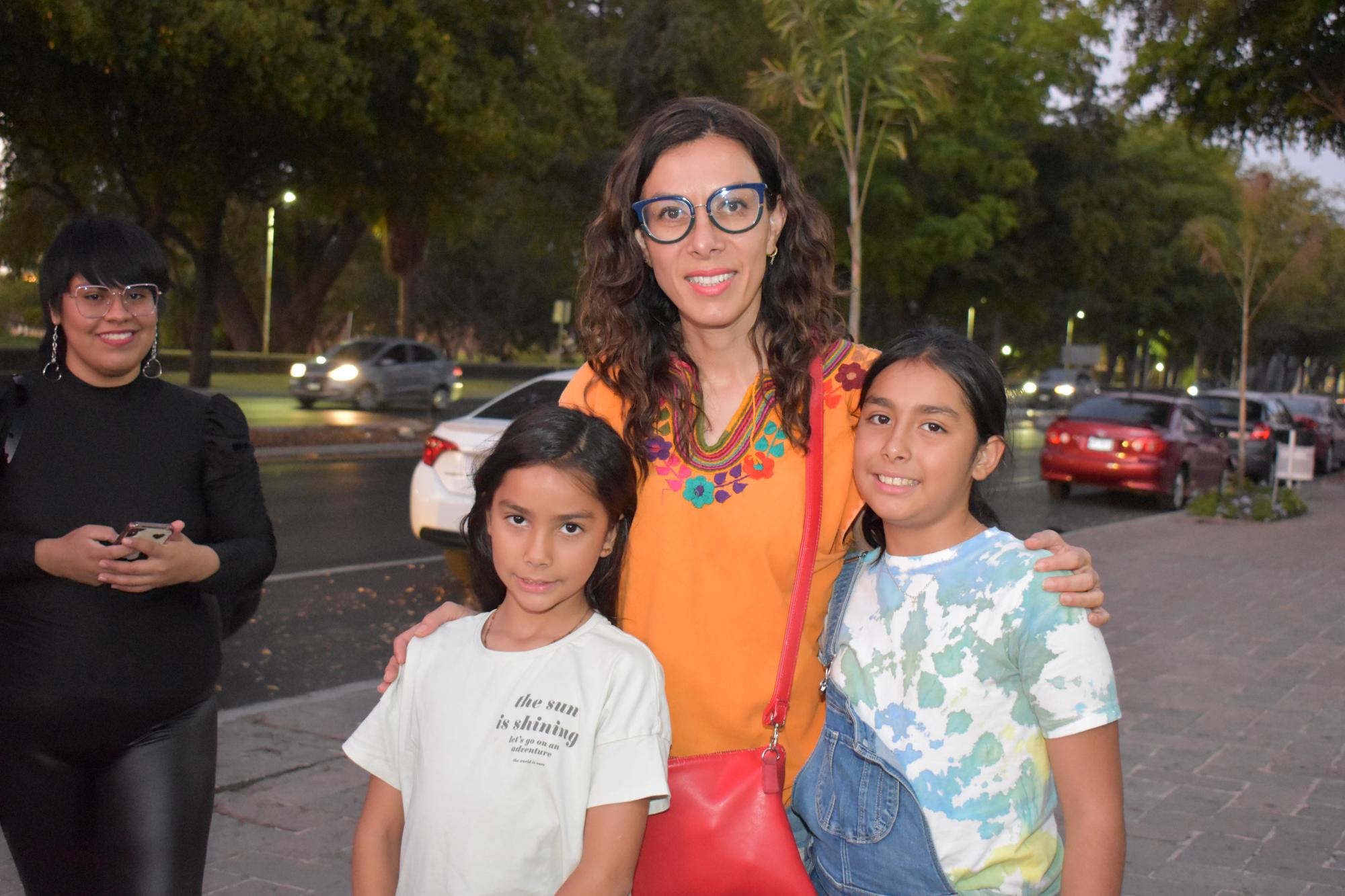 $!María José Plascencia, Gabriela Cortés y Sofía Plascencia.