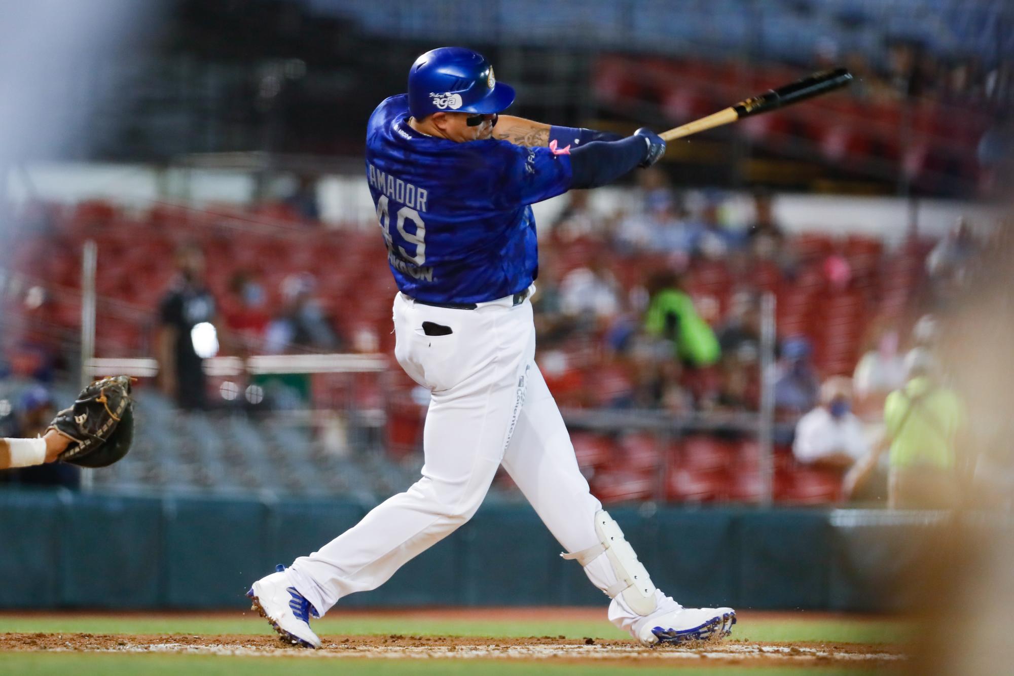 $!Charros barre a Sultanes y se mantiene en el liderato de la LMP