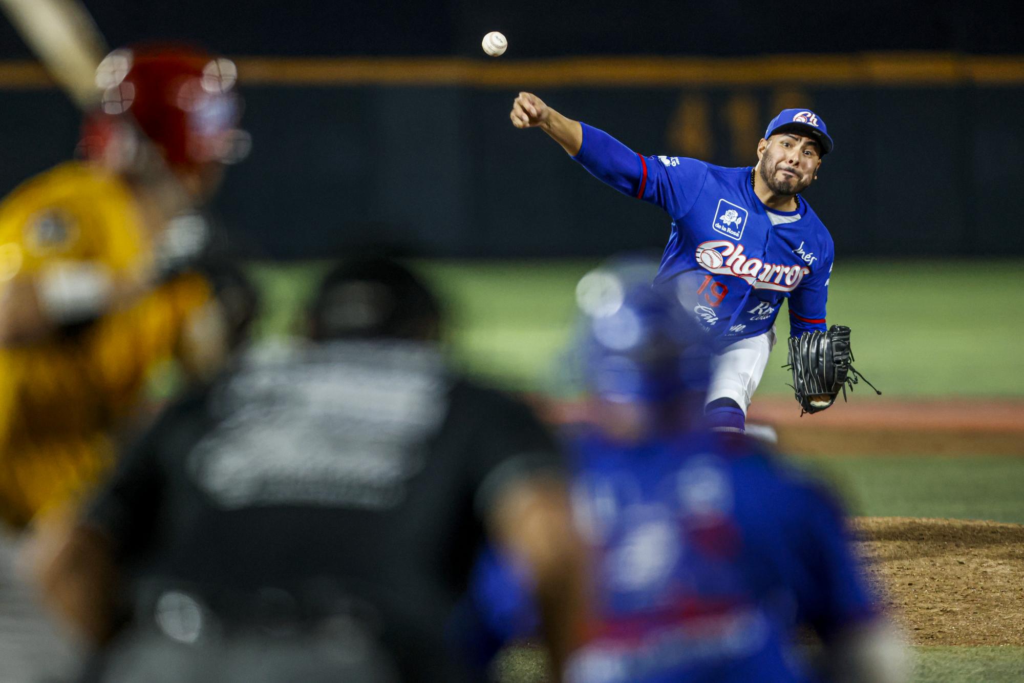 $!Despiertan los bates de Charros para vencer a Mayos en inicio de serie