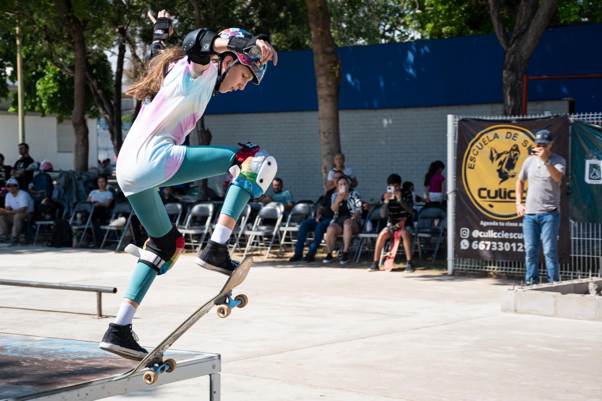 $!Jóvenes disfrutan de la adrenalina extrema en el torneo de Skateboard