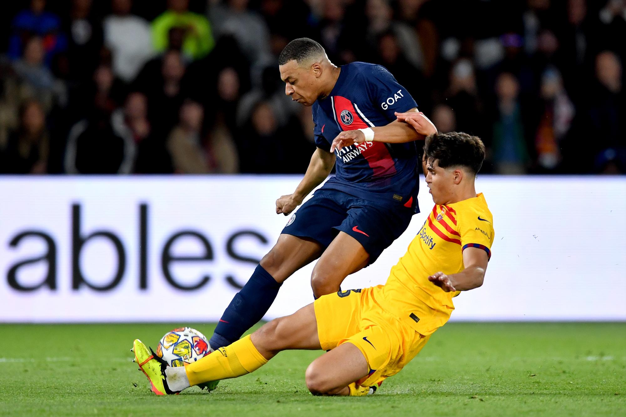 $!El Barcelona vence en París, el Atlético deja con vida al Dortmund