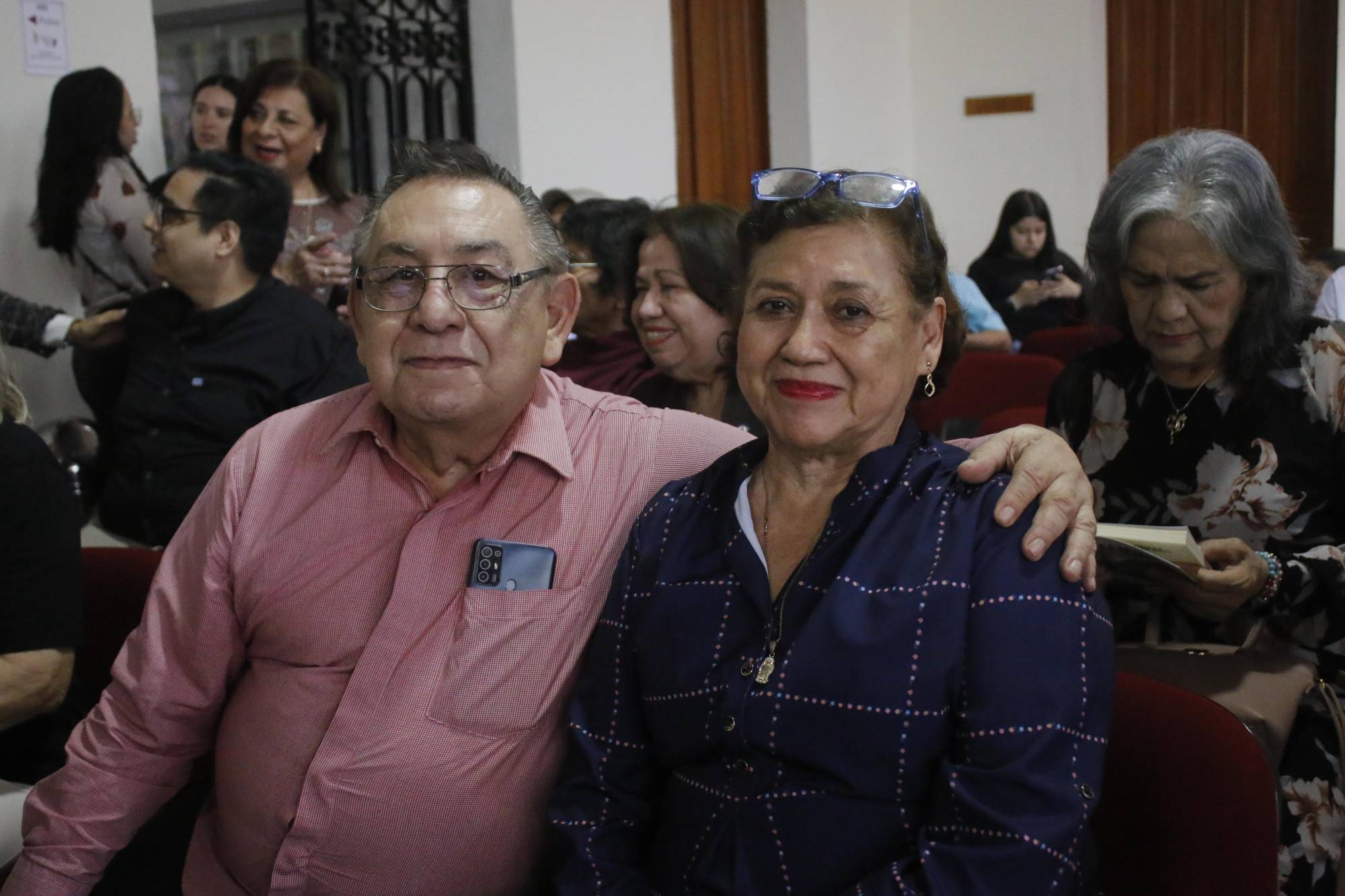 $!Javier Martínez Leyva y María Julia López.