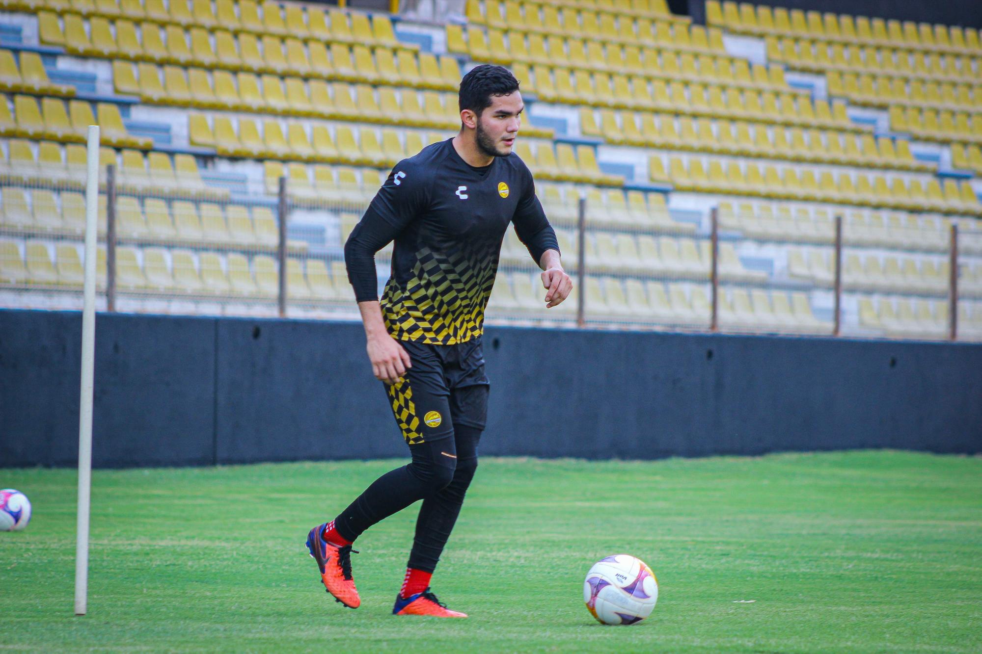 $!Me siento identificado con Dorados: Carlos Higuera