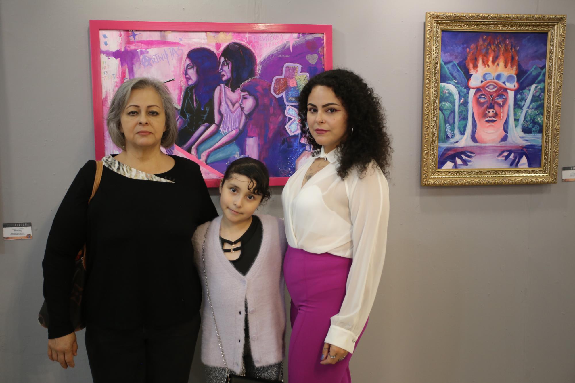 $!Blanca Zúñiga, Isabella Guevara y Edith Guevara.