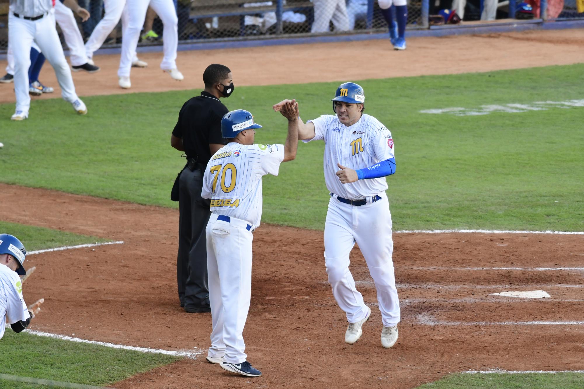 $!México es blanqueado 5-0 por Venezuela en la Serie del Caribe