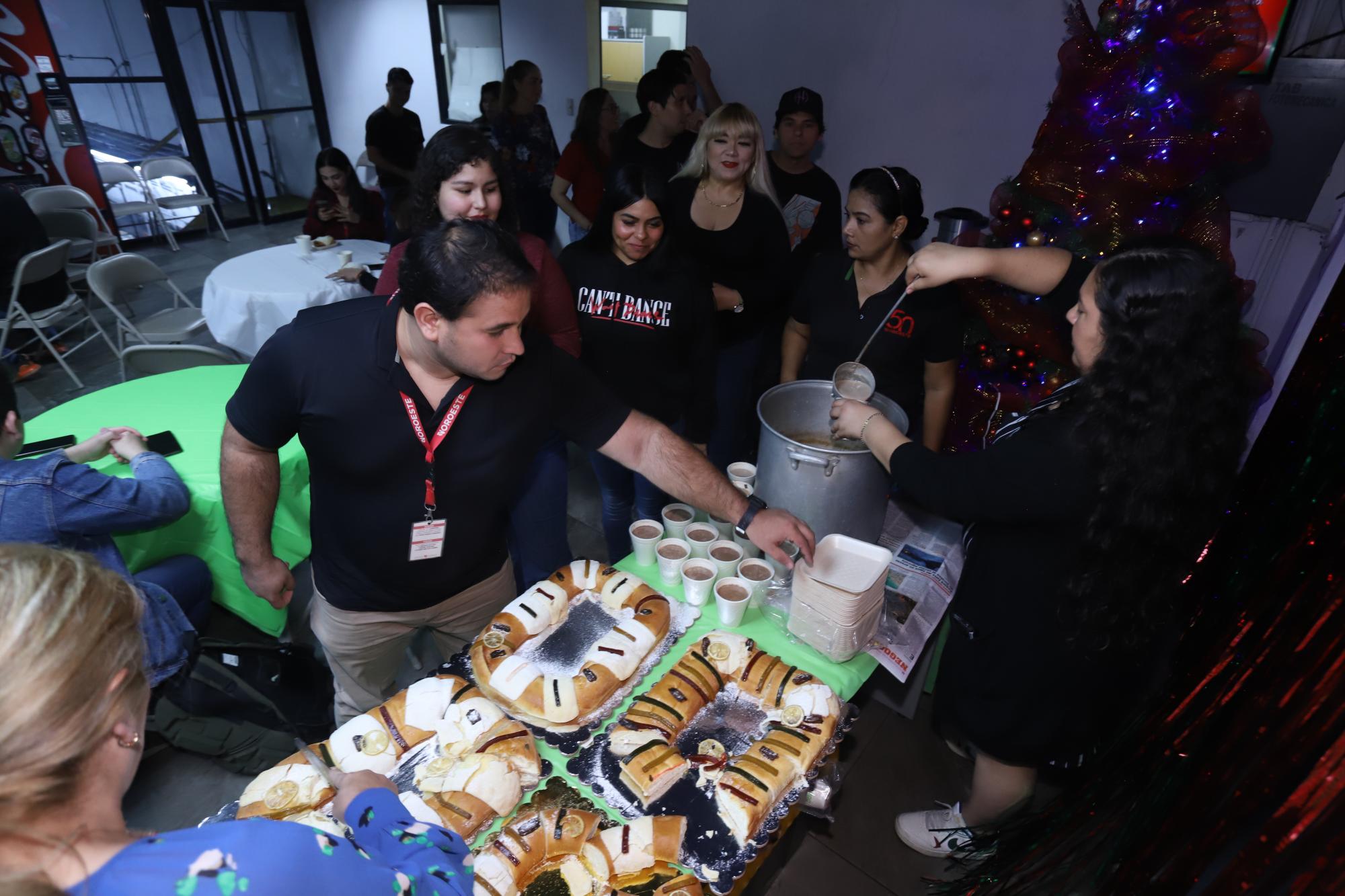 $!Los colaboradores de Datemex en su convivió.