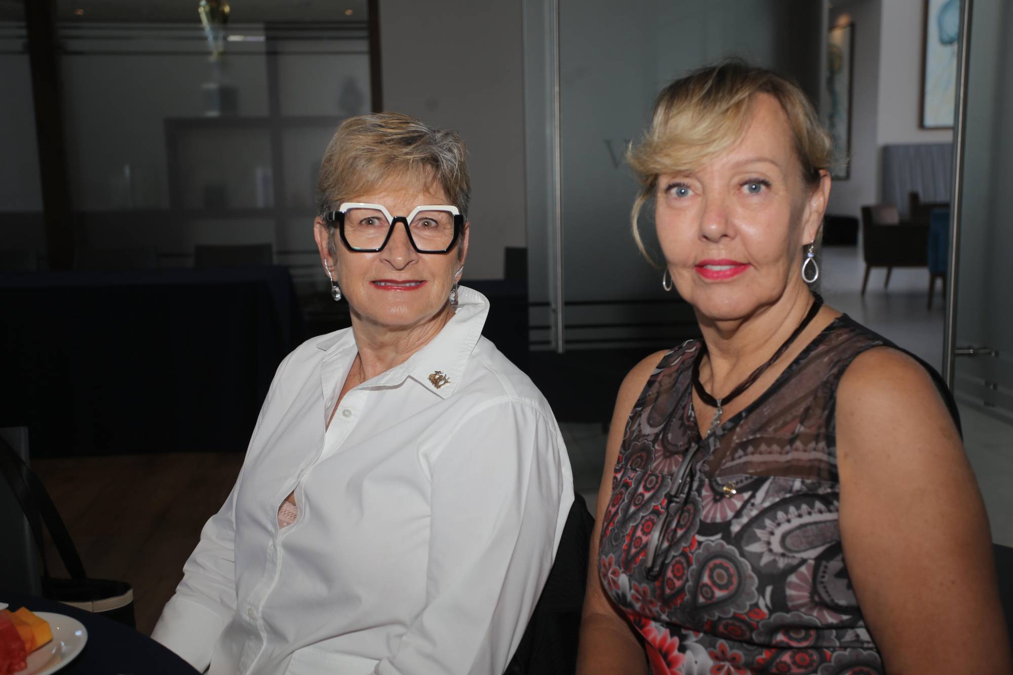 $!Betty Screpnek y Colleen Tarrant.