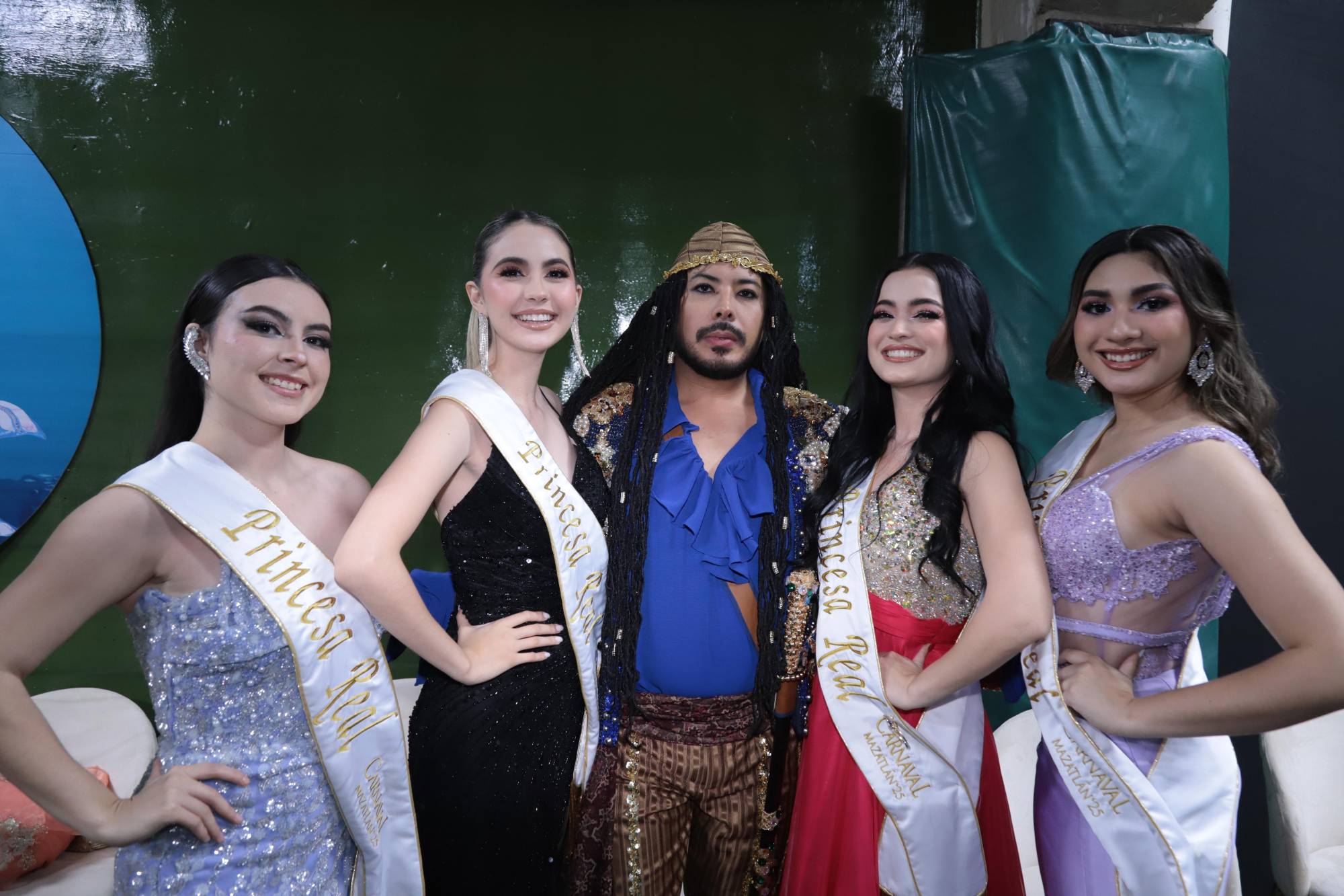 $!Evelín Rivera, Grecia Rodríguez, Sergio Osuna, Lizbeth Zataráin y Mariant Franco.