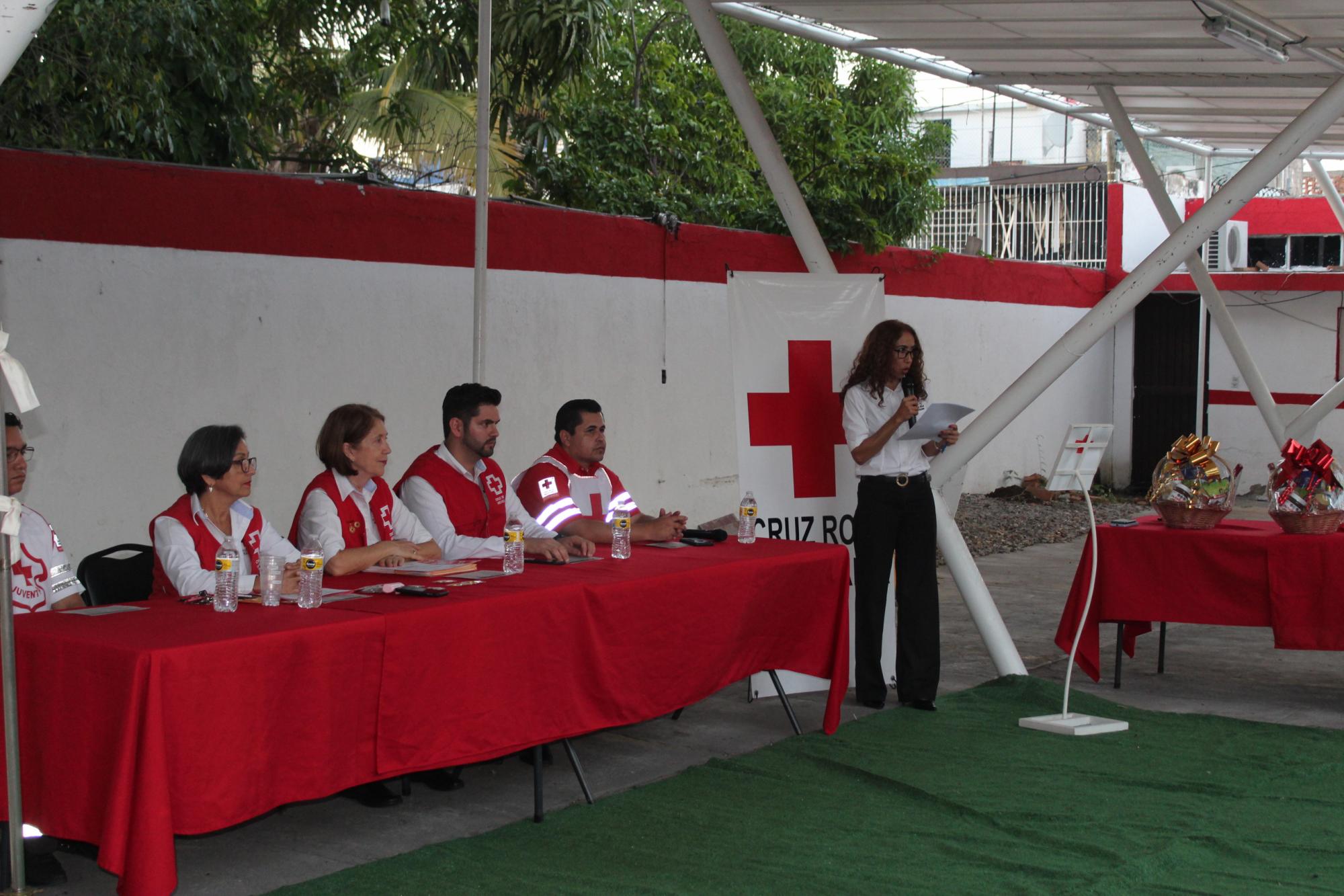 $!Cruz Roja Mazatlán entrega reconocimientos a voluntarios