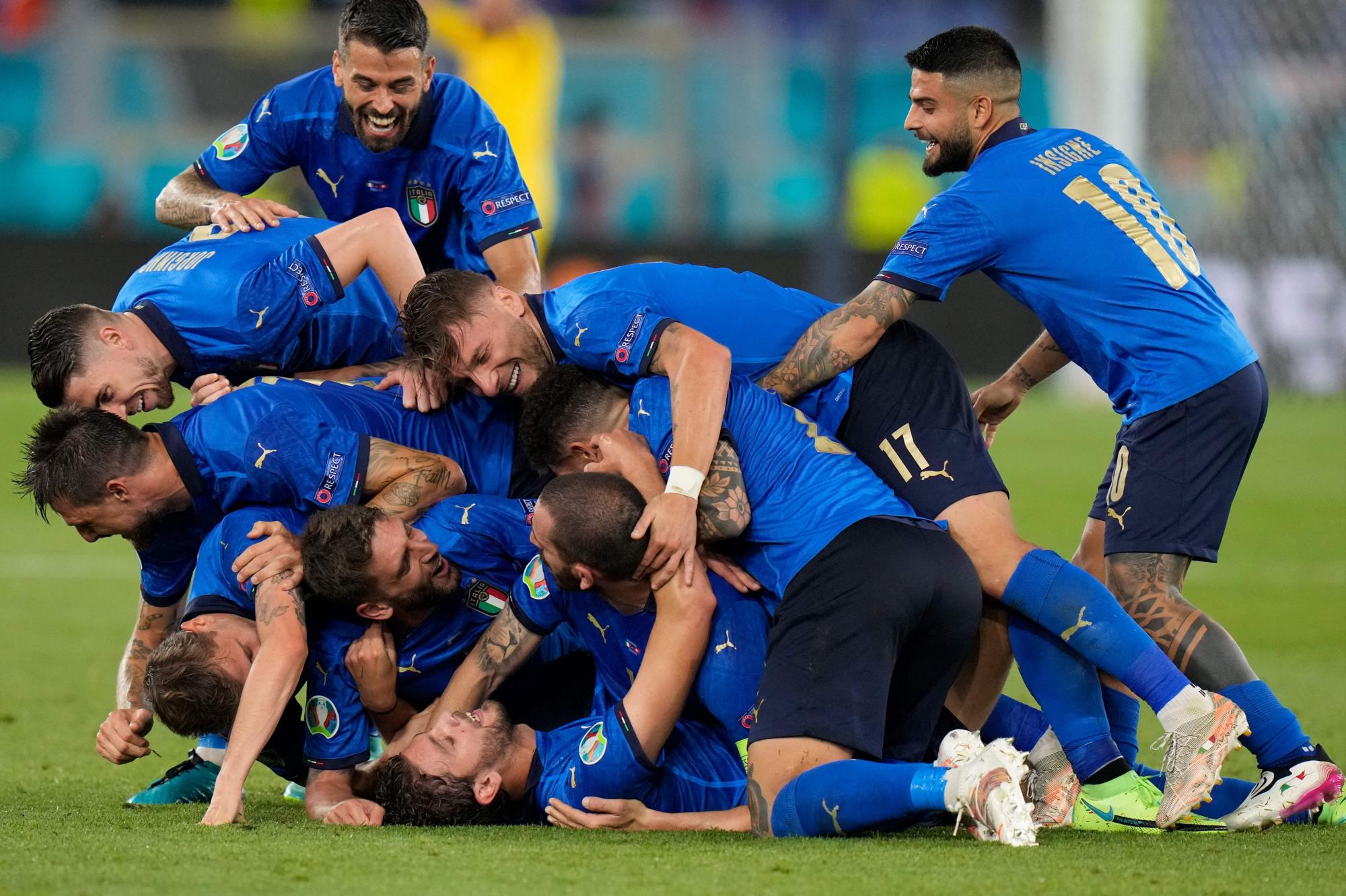 $!Italia sigue con su buen paso, golea 3-0 a Suiza y asegura lugar en octavos