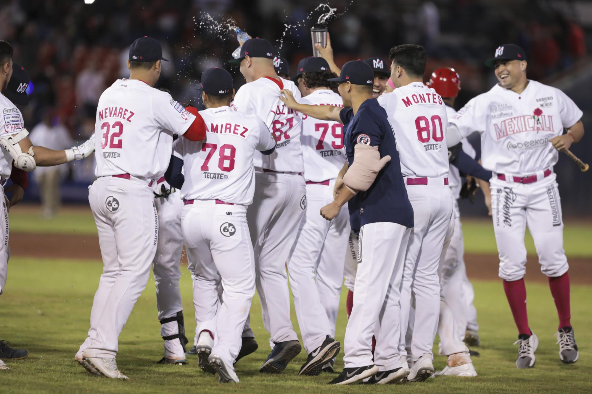 $!Walk off de Águilas en intenso duelo ante Algodoneros