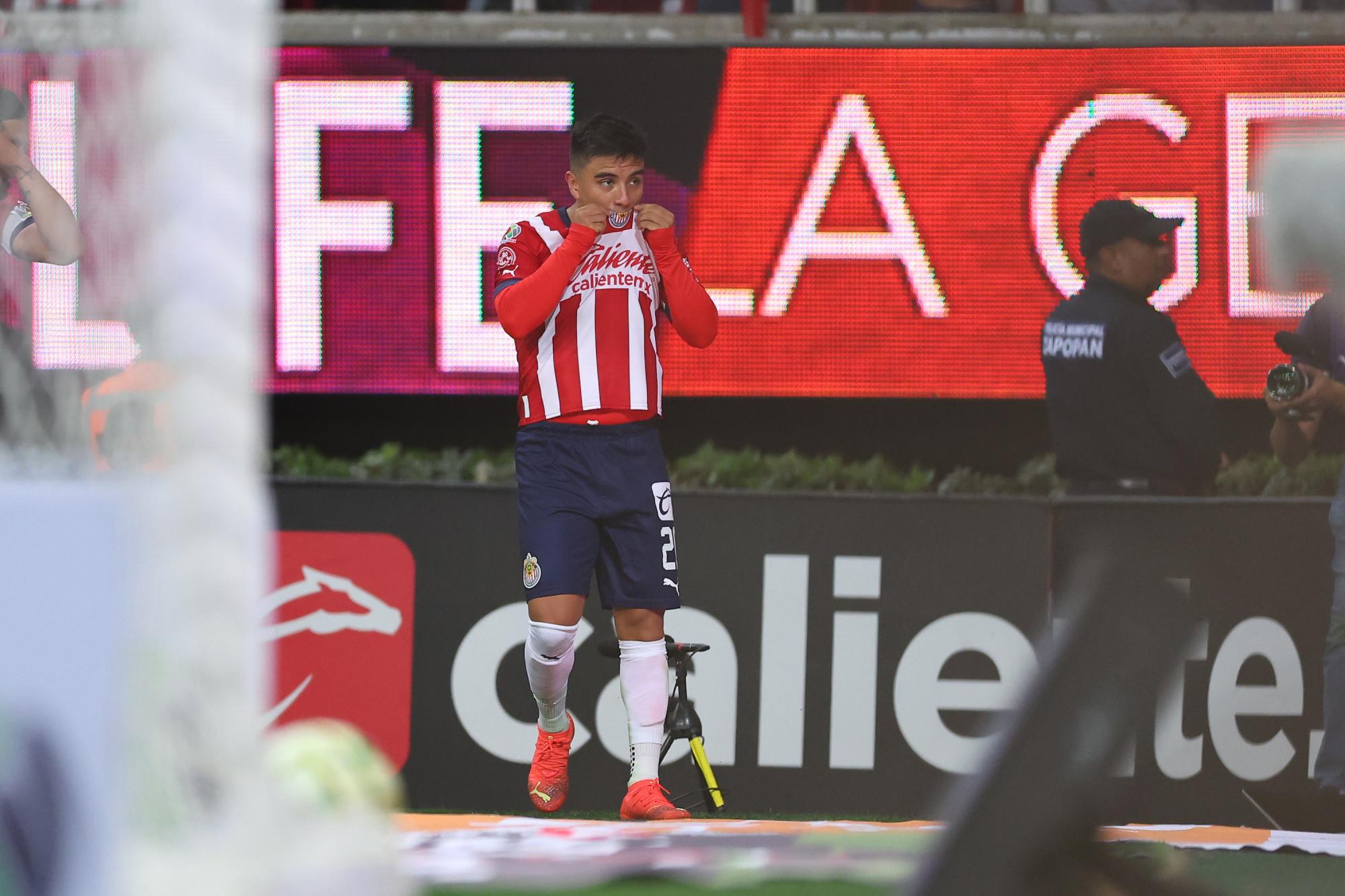 $!Mazatlán pagará multa por el no descenso al ser goleado por Chivas