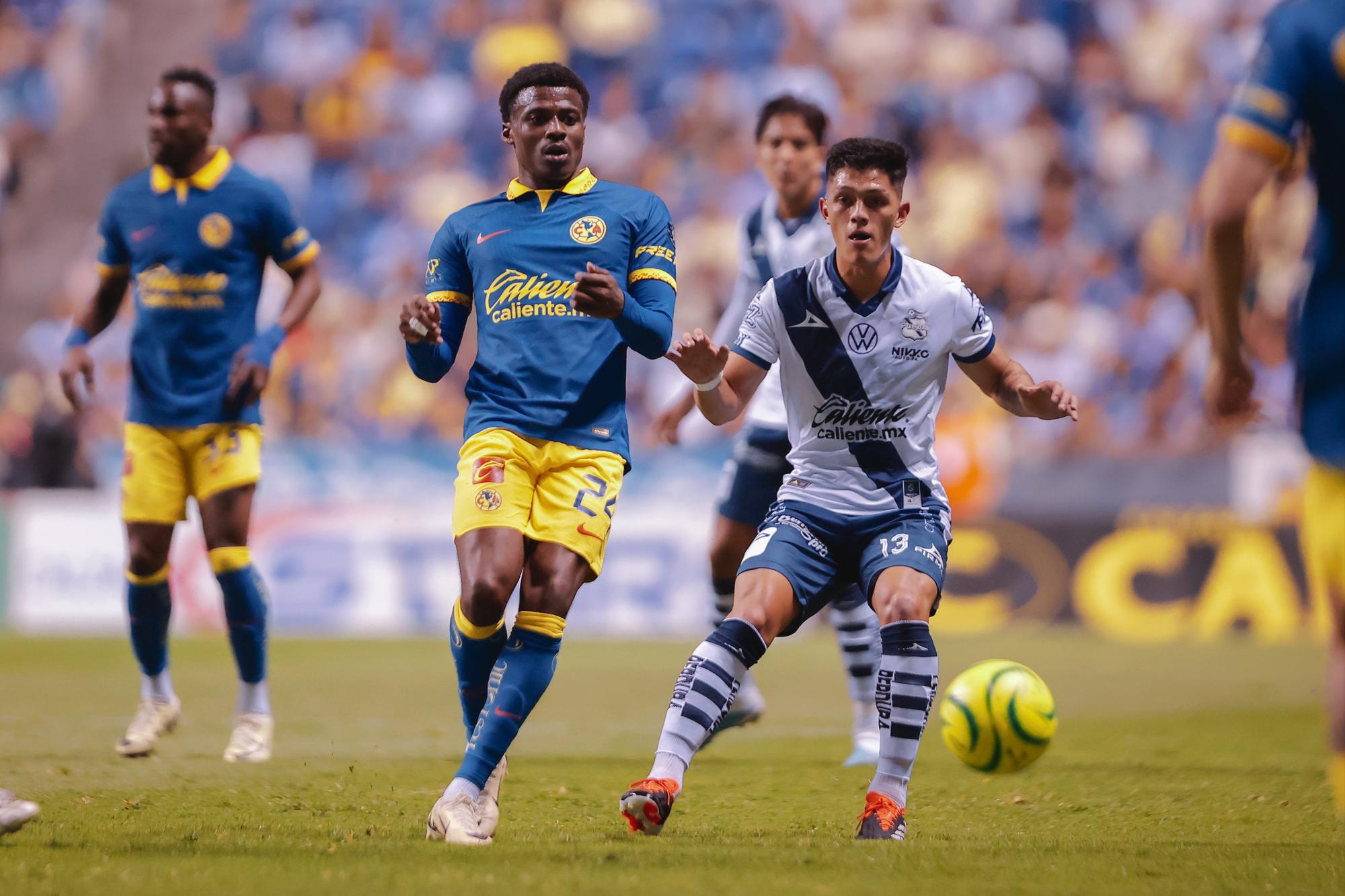 $!Doblete de Reyes y América se mantiene de momento en la cima