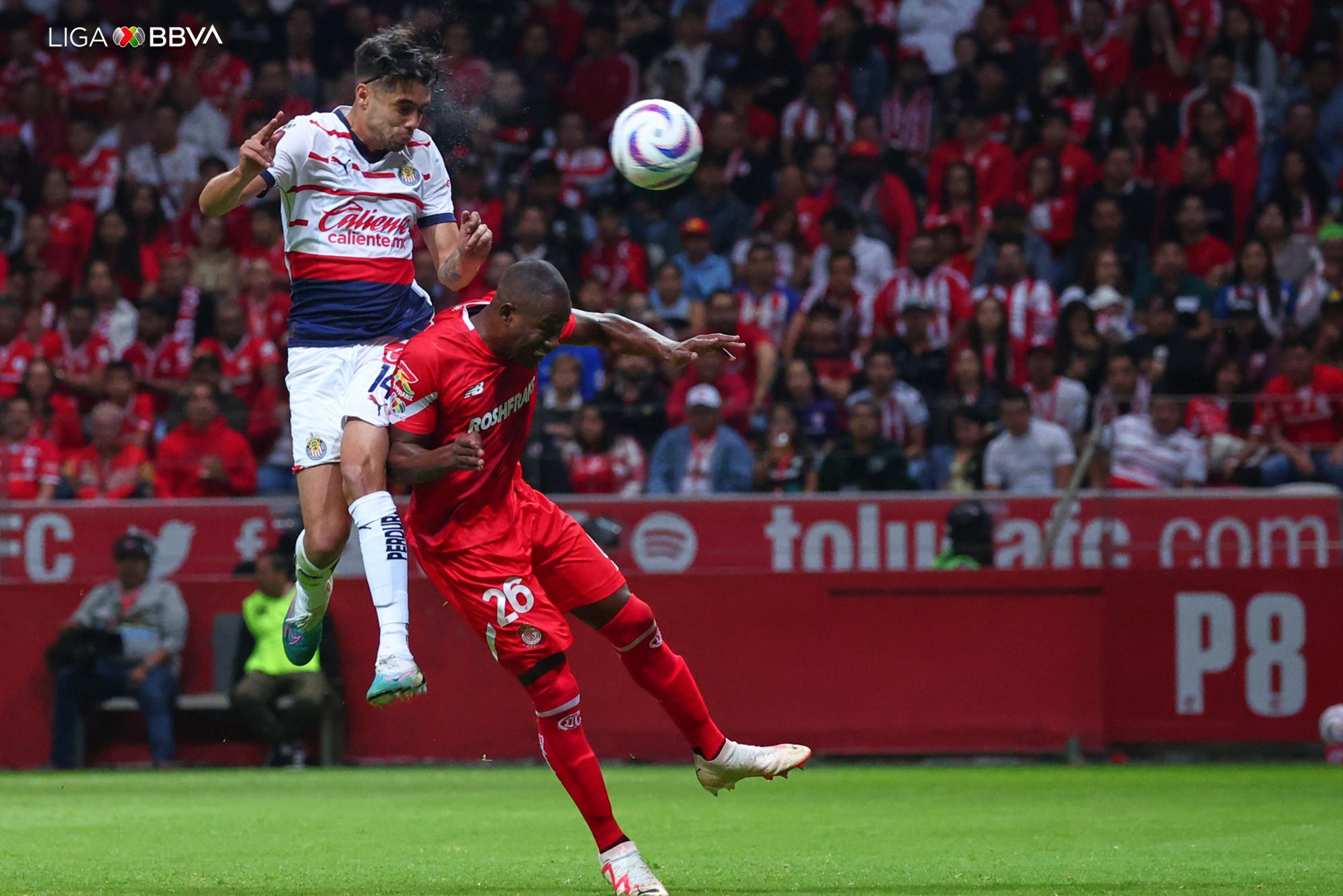 $!Chivas extiende su crisis en Toluca; divide puntos con los Diablos Rojos